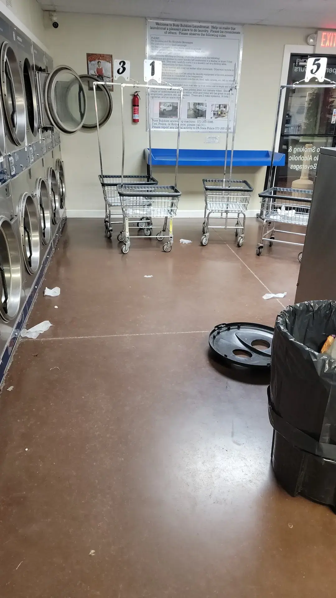 Busy Laundromat Bubbles thumbnail 4