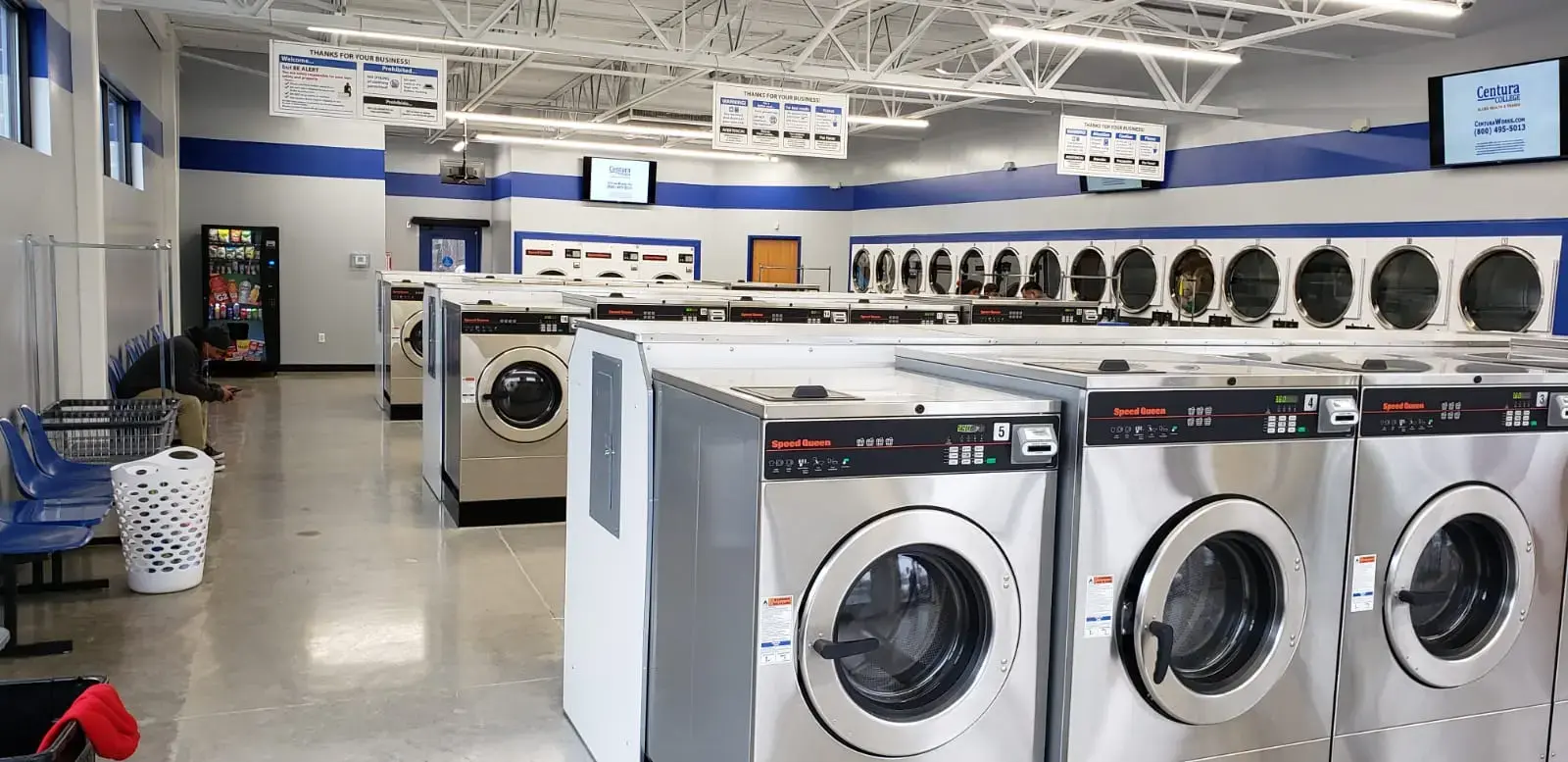 Buzz Thru Laundromat - Image 13