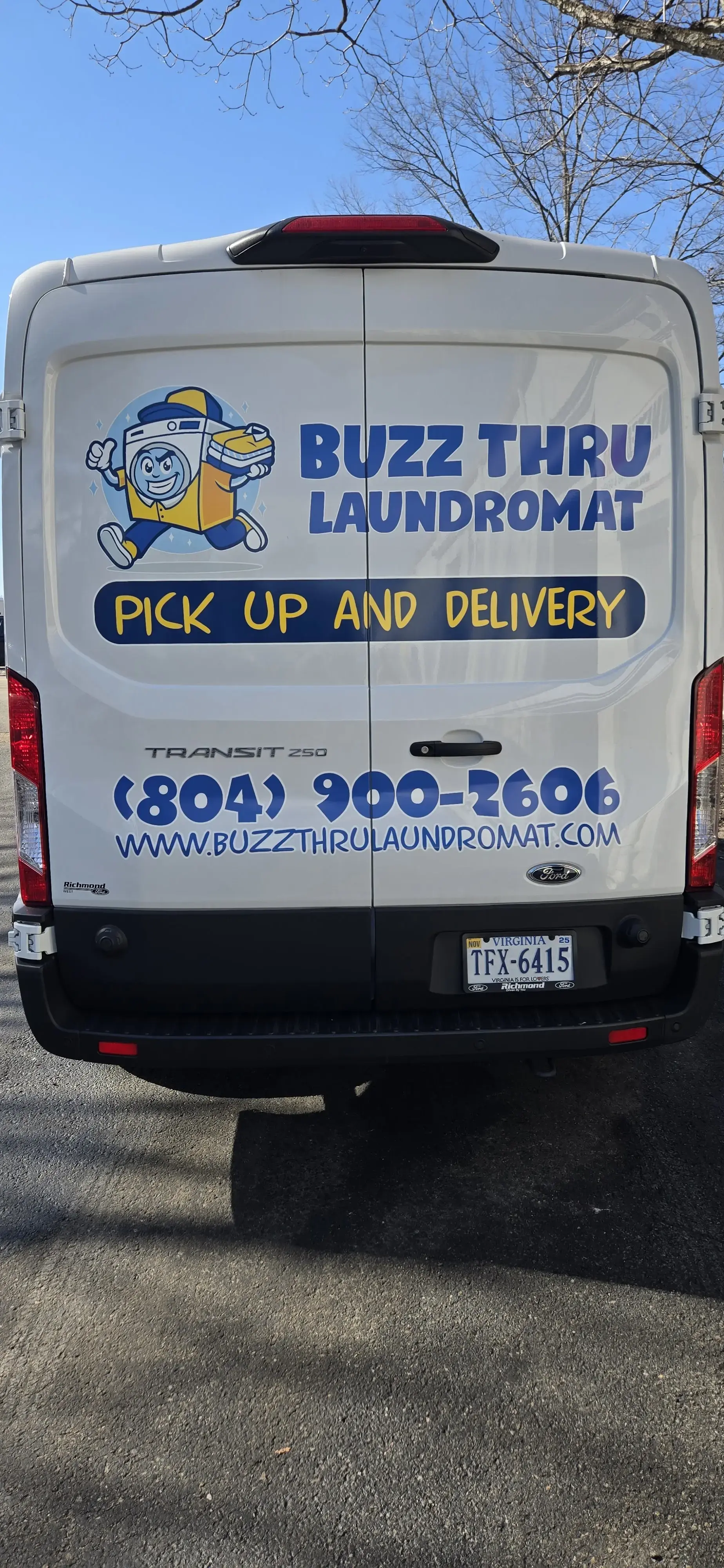 Buzz Thru Laundromat thumbnail 5