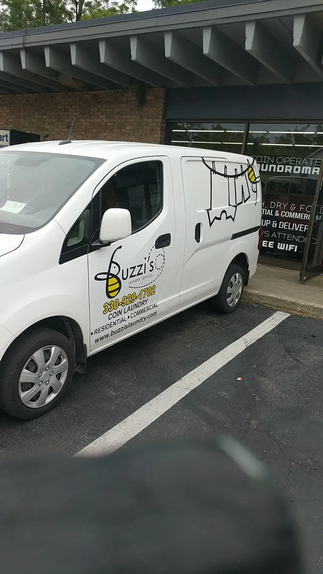Buzzi's Laundromat & Laundry Service2 - Image 20