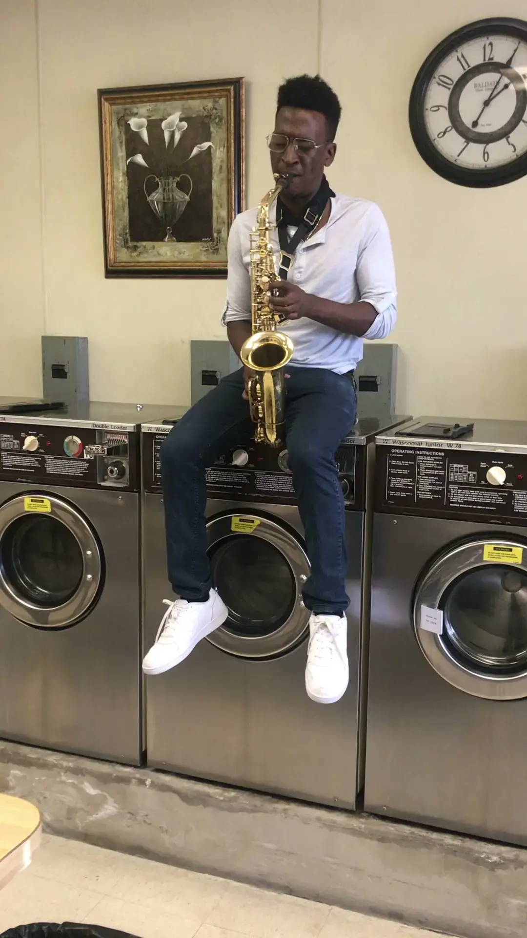BXQ Laundromat thumbnail 1