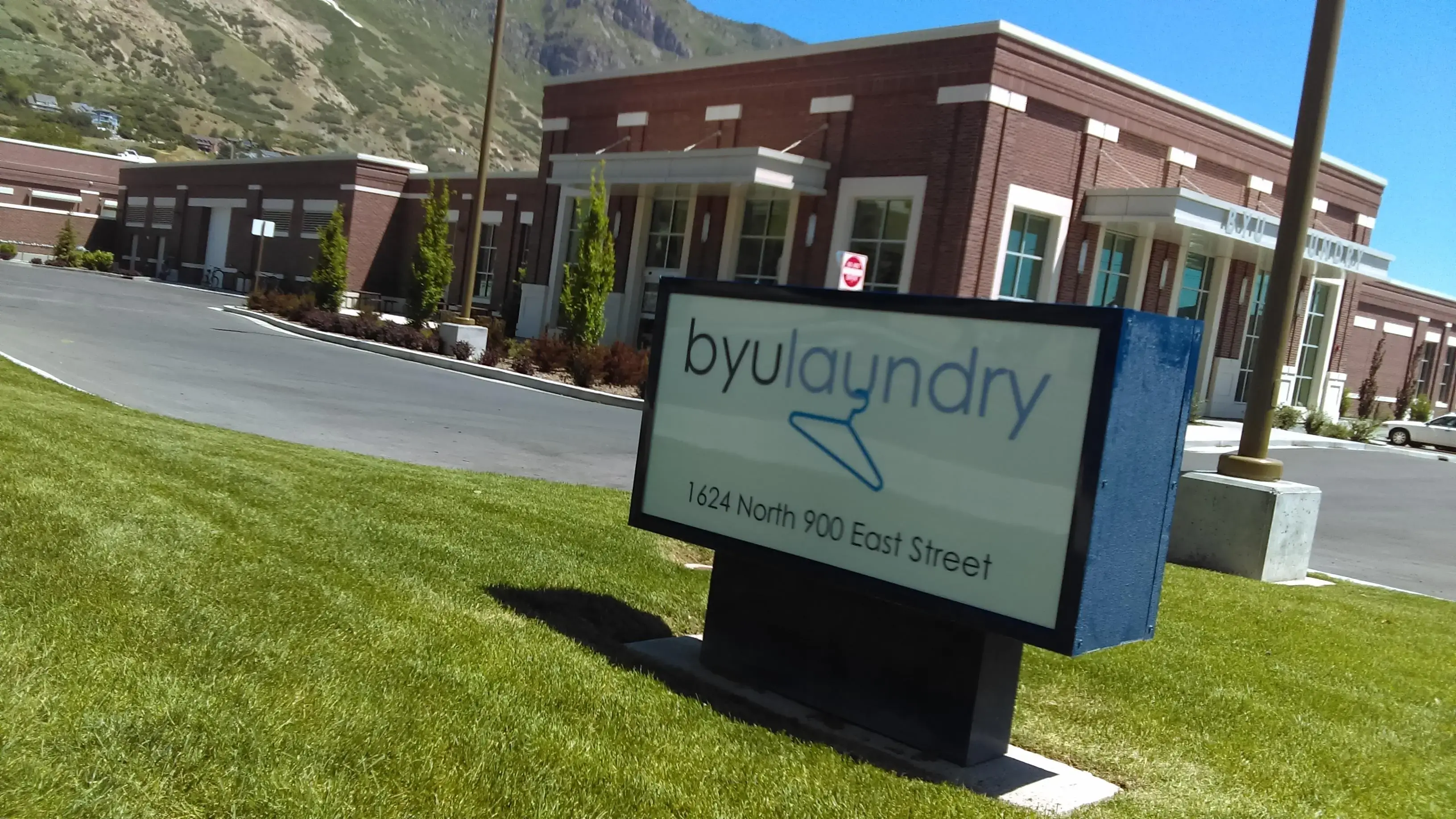 BYU Laundry - Image 14