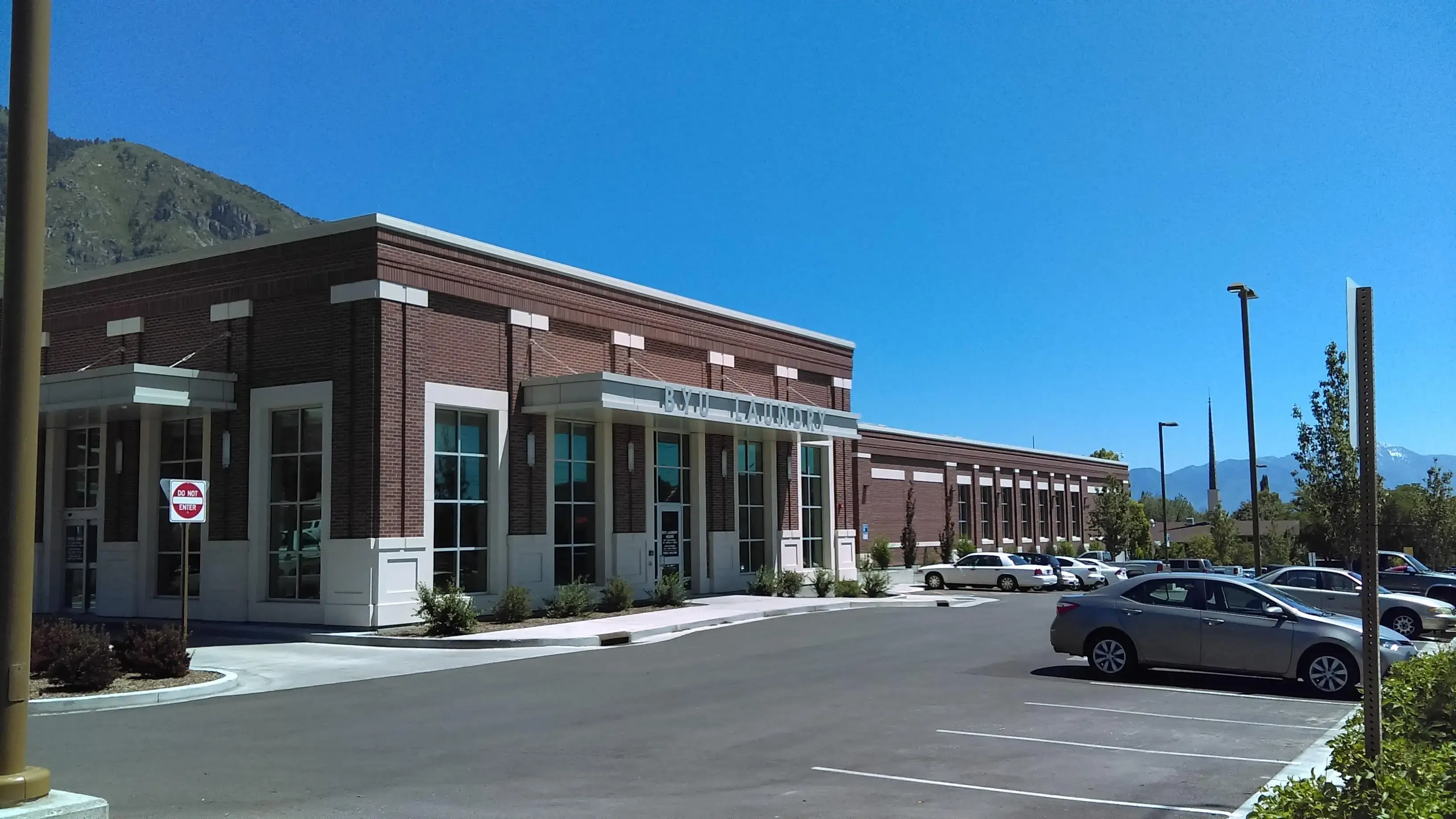 BYU Laundry - Image 18