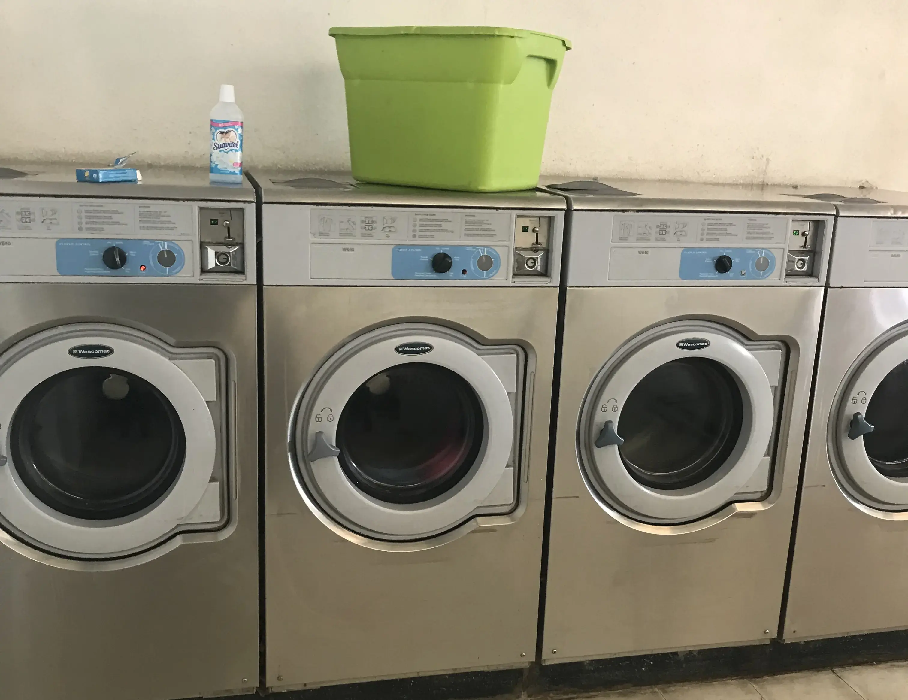 Cactus Laundromat - Image 13