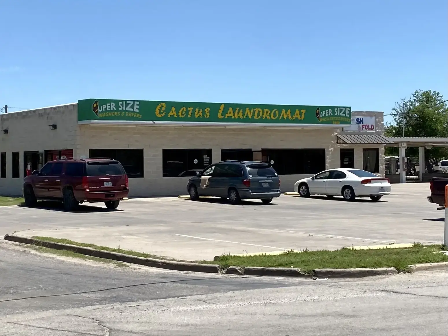 Cactus Laundromat thumbnail 3