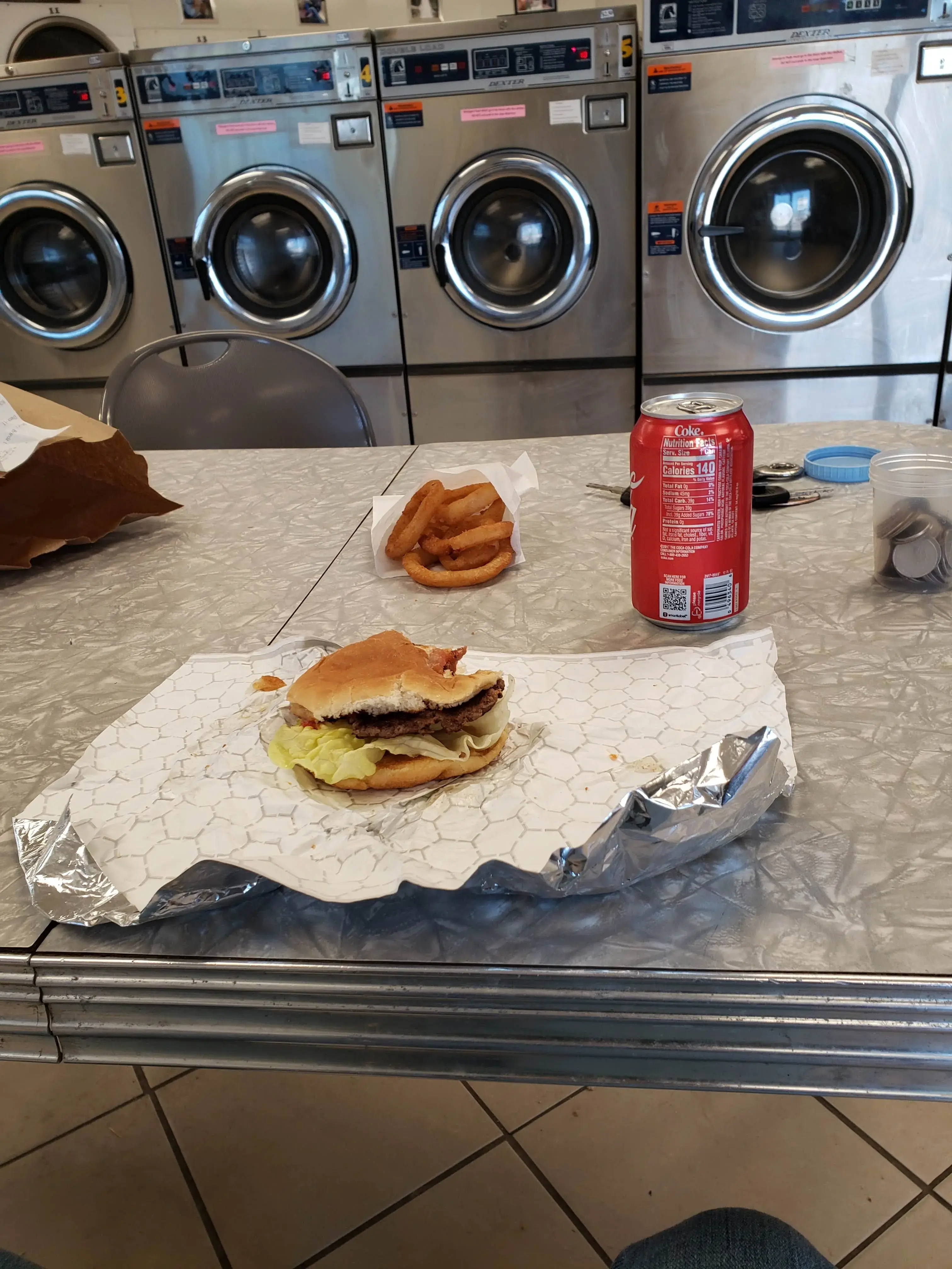 Cagle's Lake Laundry - Image 11