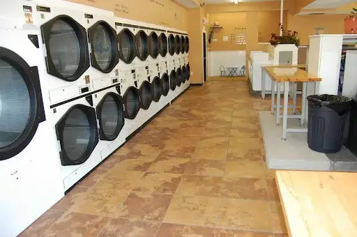 Cahill Laundry Center thumbnail 6