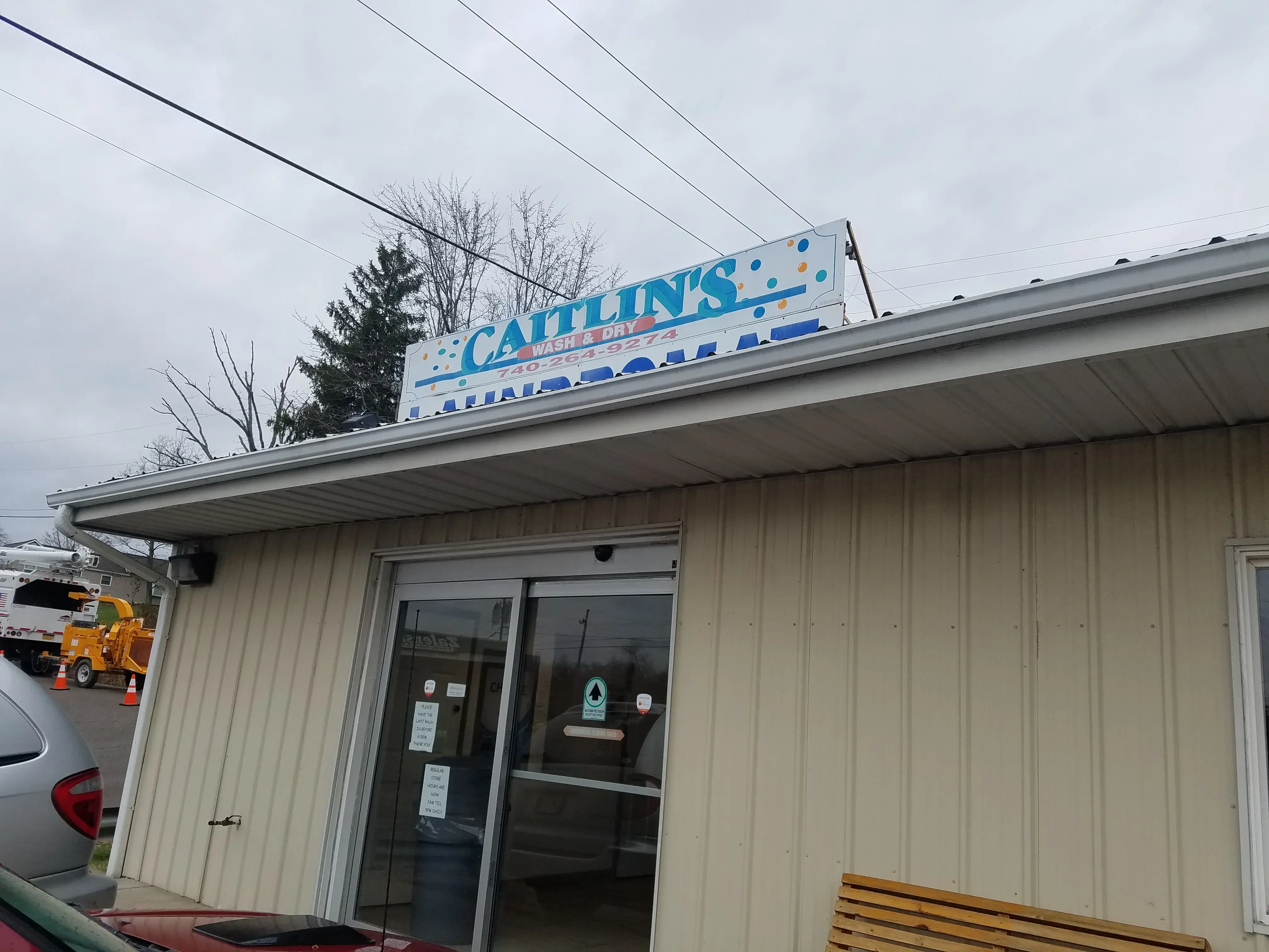 Caitlin's Wash & Dry - Image 7