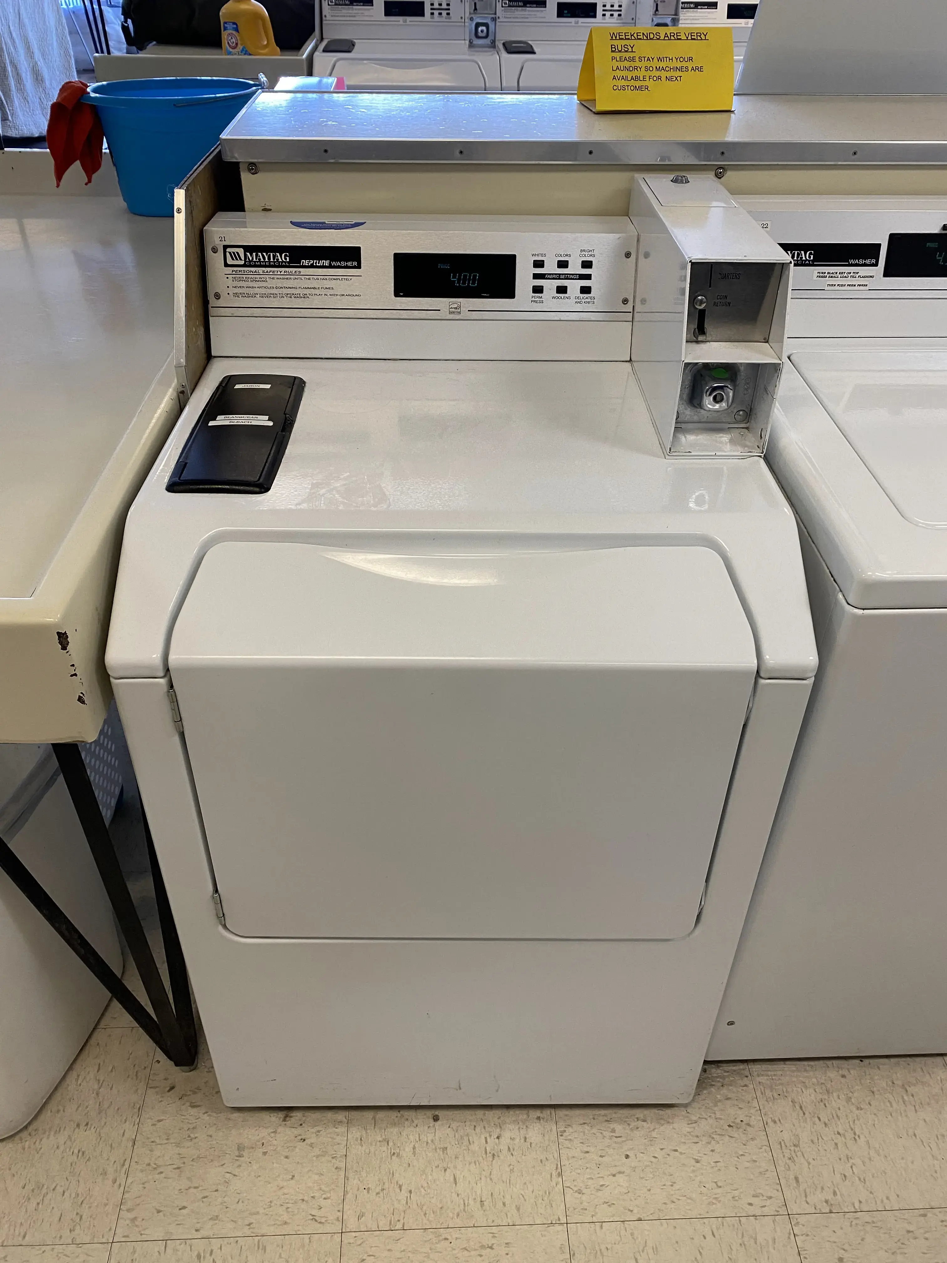 Cajun Laundry & Dry Cleaners - Image 9