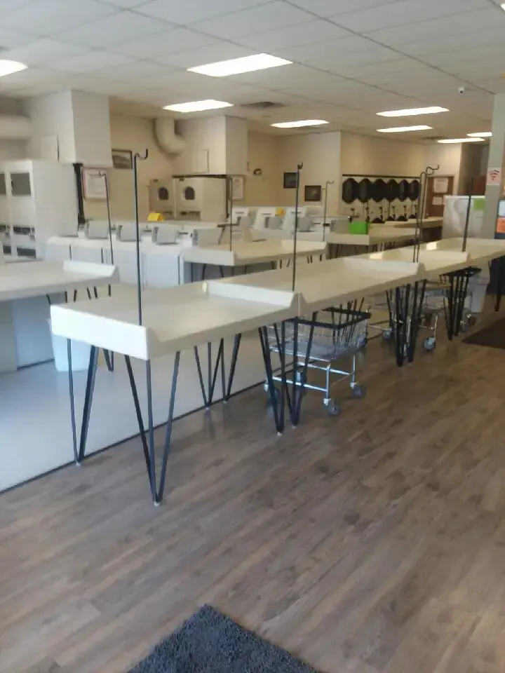 Cajun Laundry & Dry Cleaners - Image 7