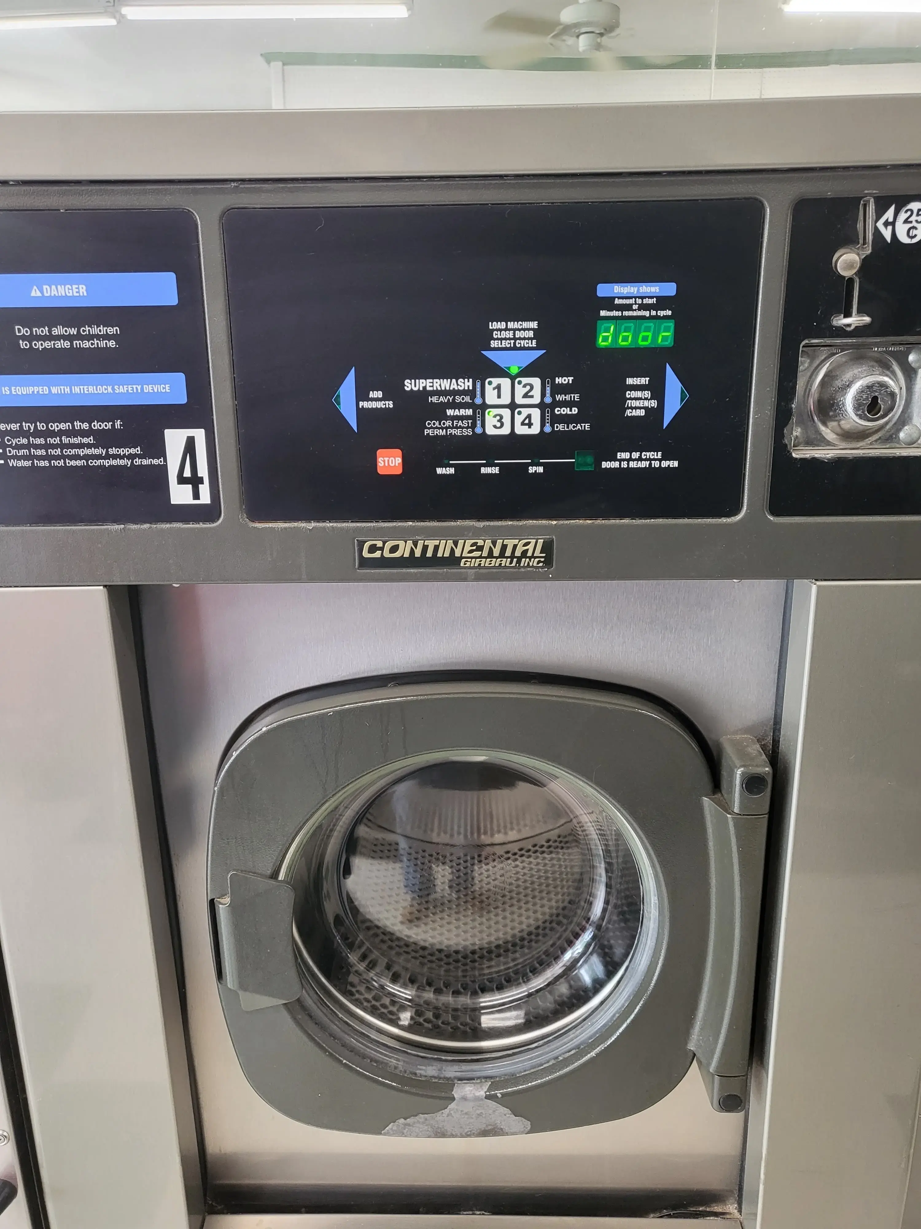 Callahan's Laundromat - Image 9
