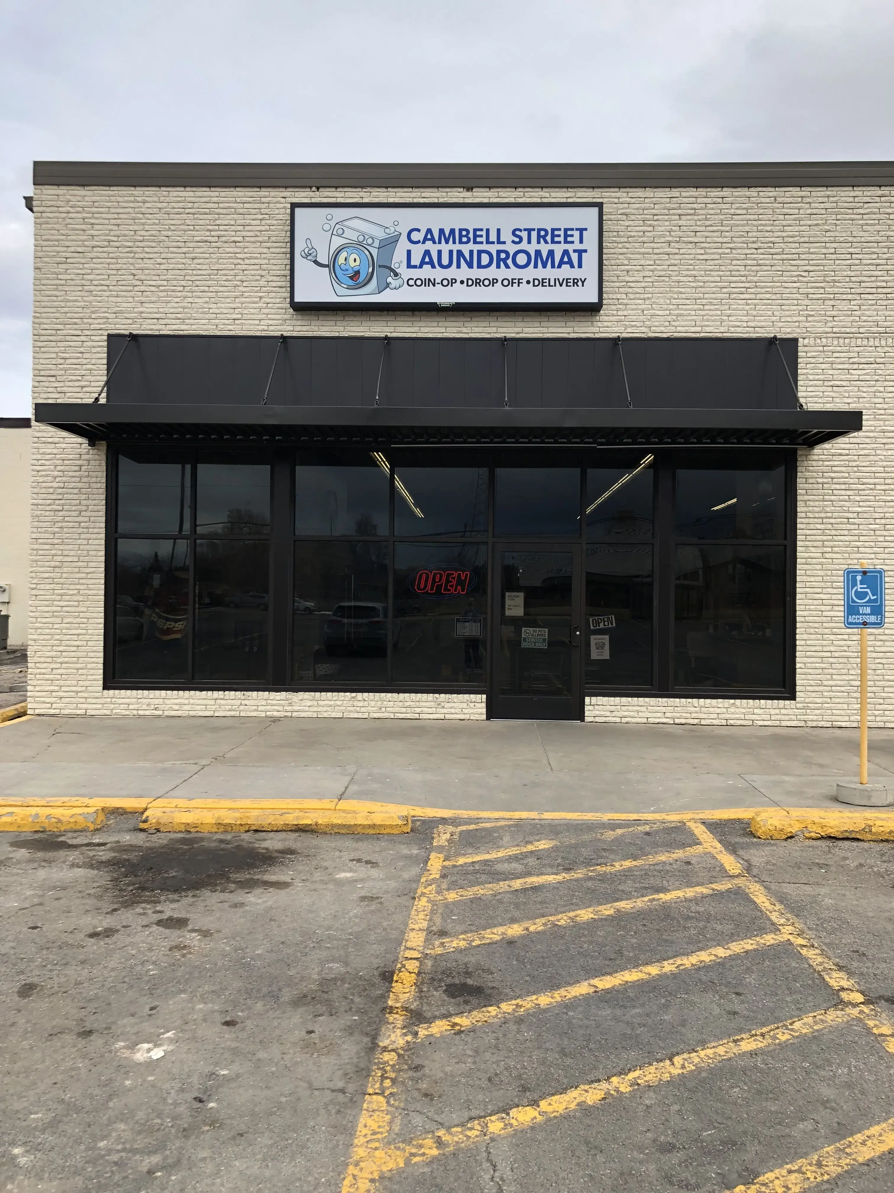 Cambell Street Laundromat thumbnail 3