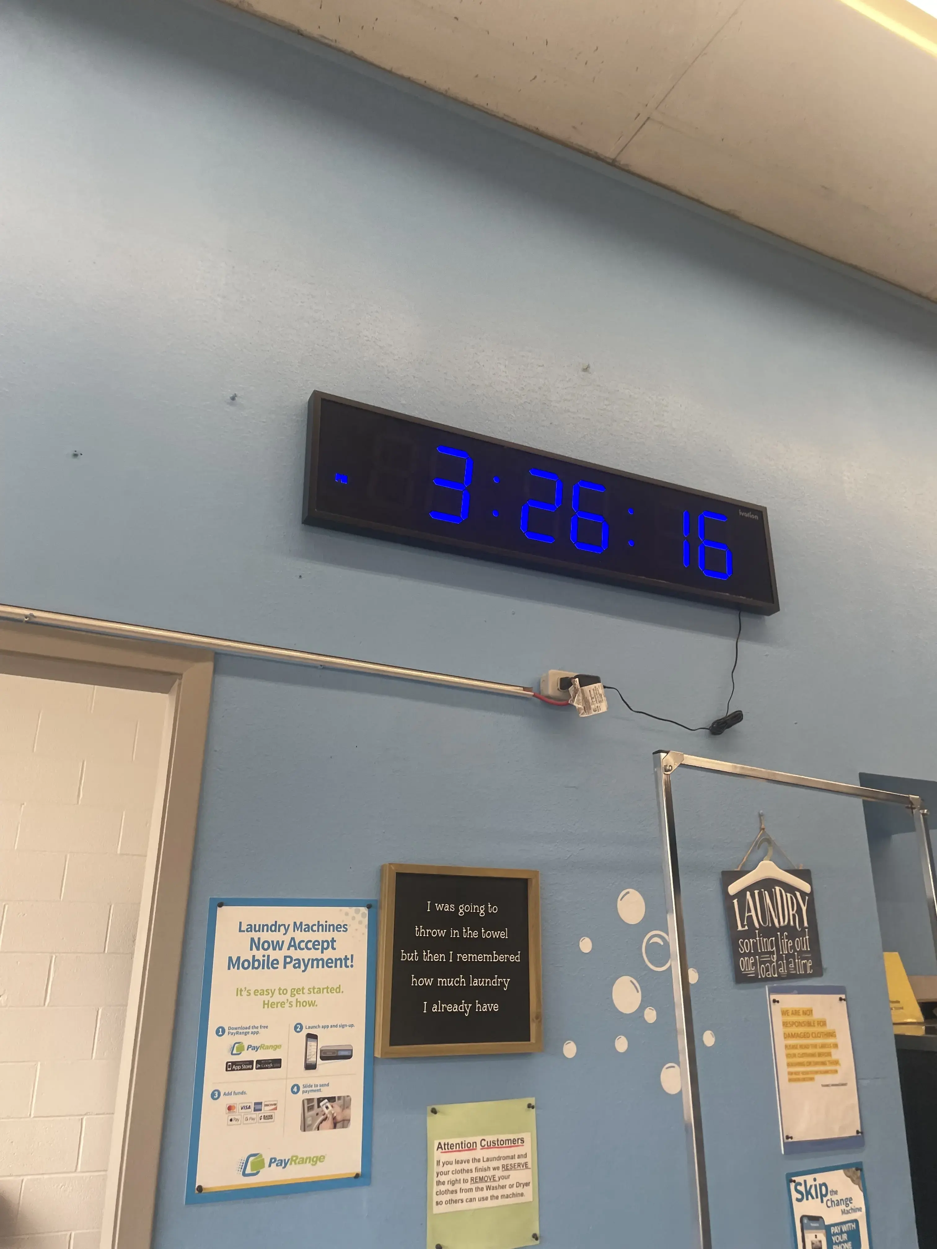 Cambell Street Laundromat thumbnail 13
