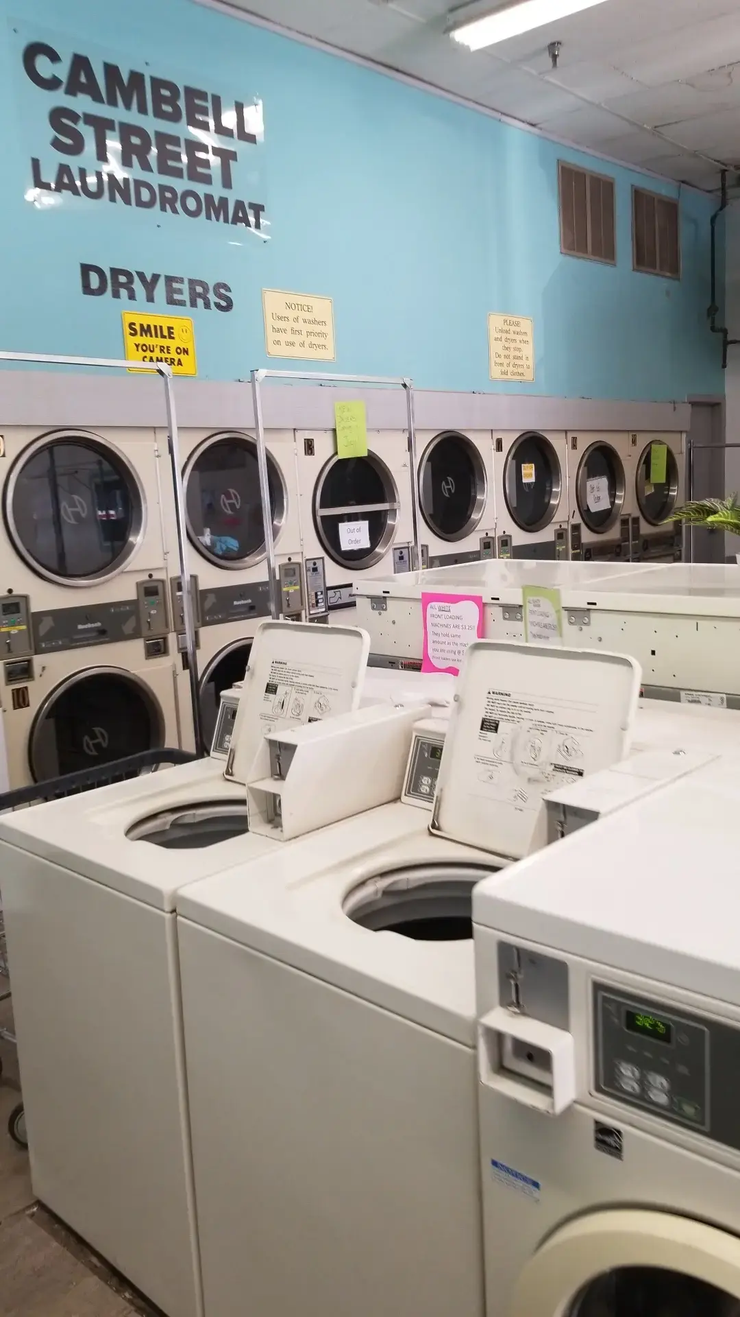 Cambell Street Laundromat - Image 11