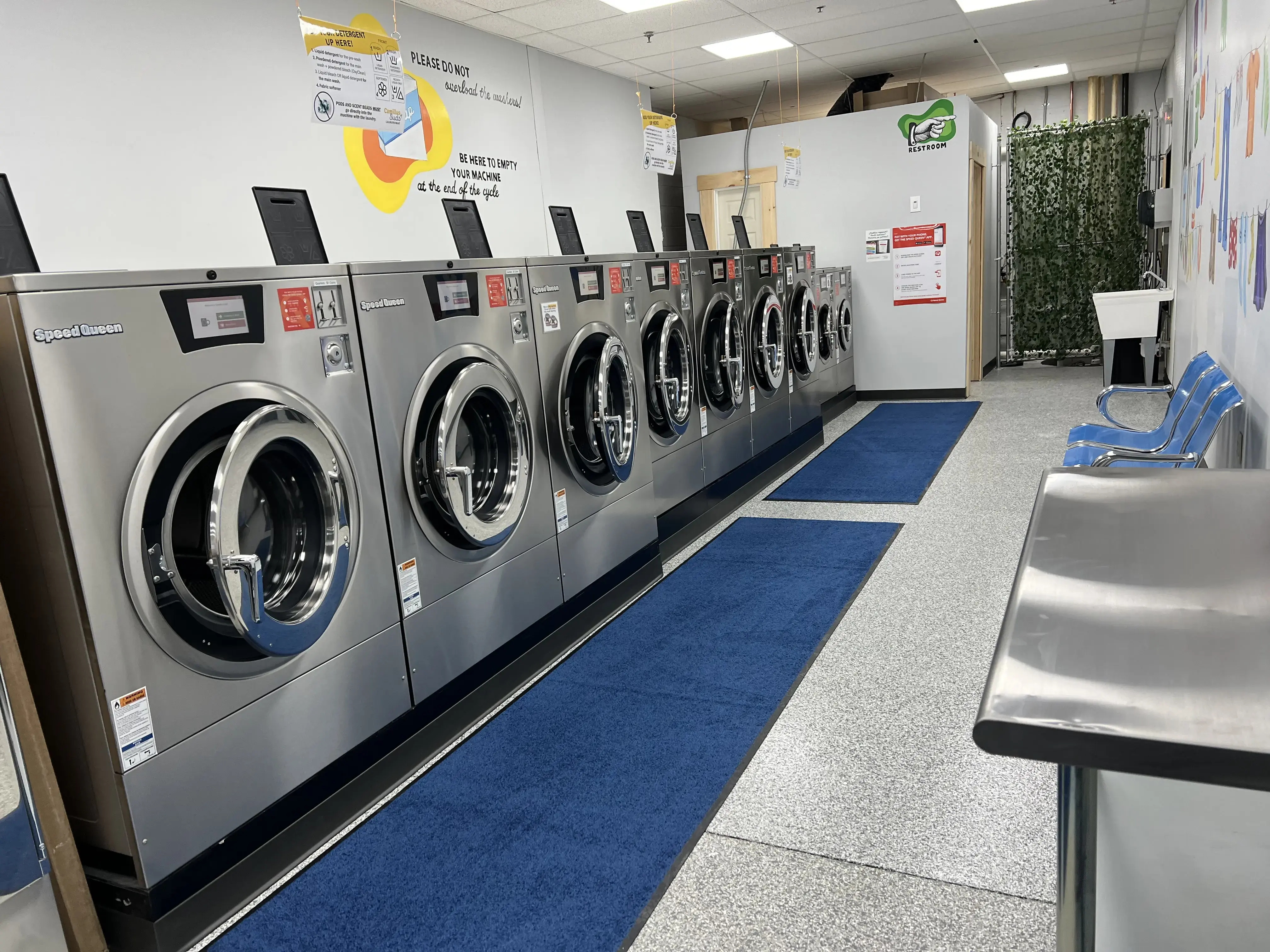 Camillus Suds Laundromat - Image 10
