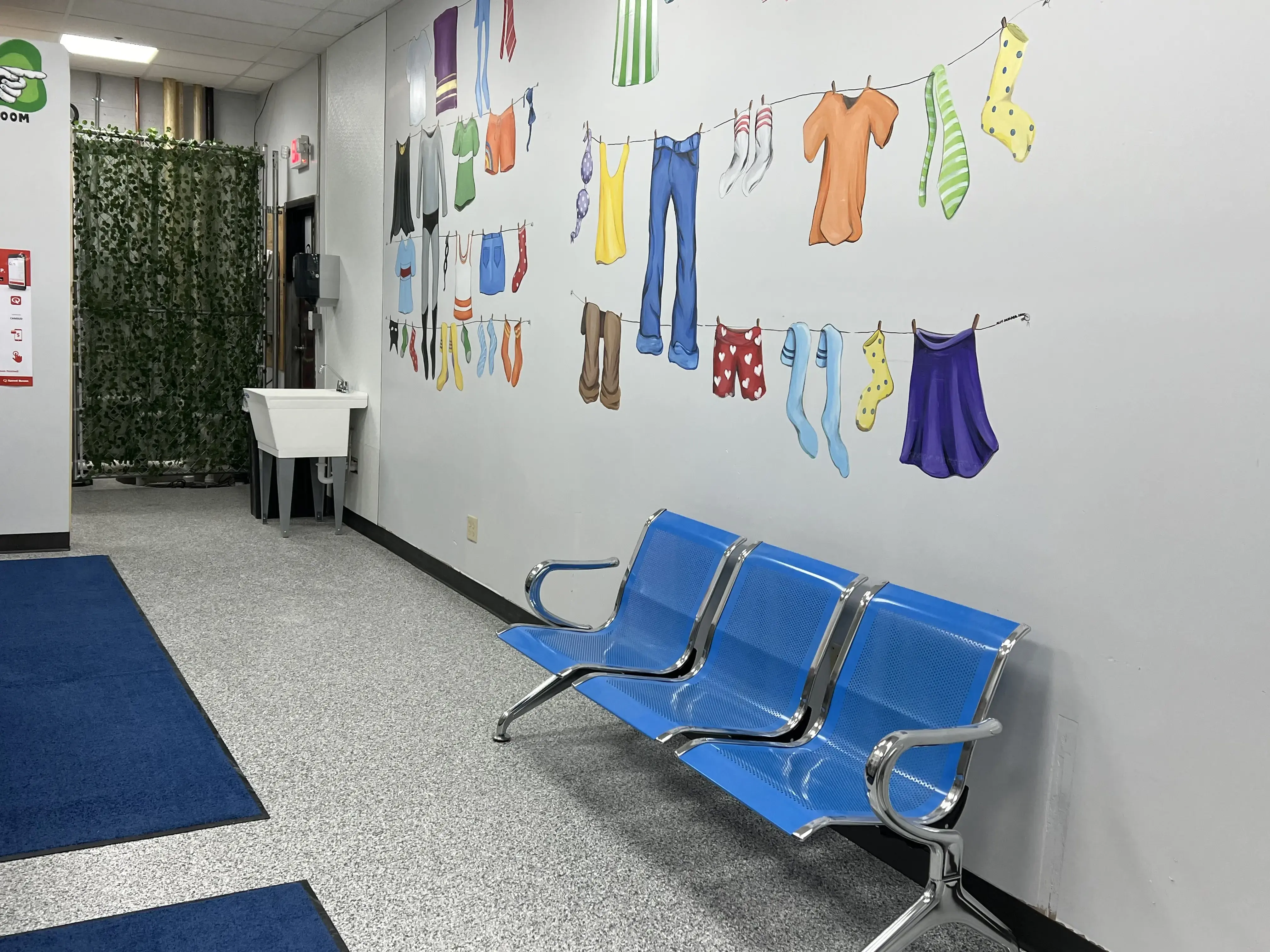 Camillus Suds Laundromat - Image 6