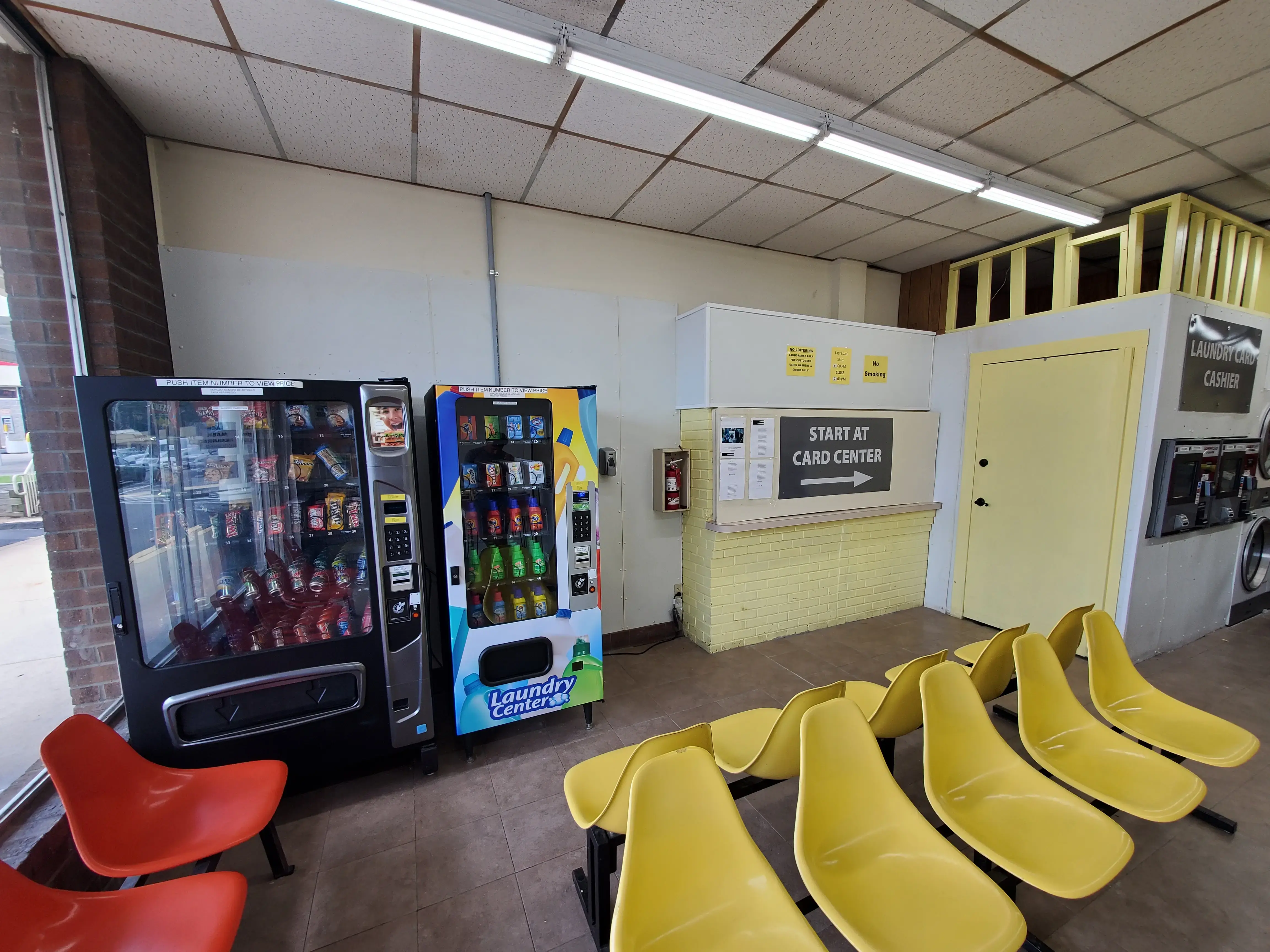 Camp Springs Laundromat - Image 6