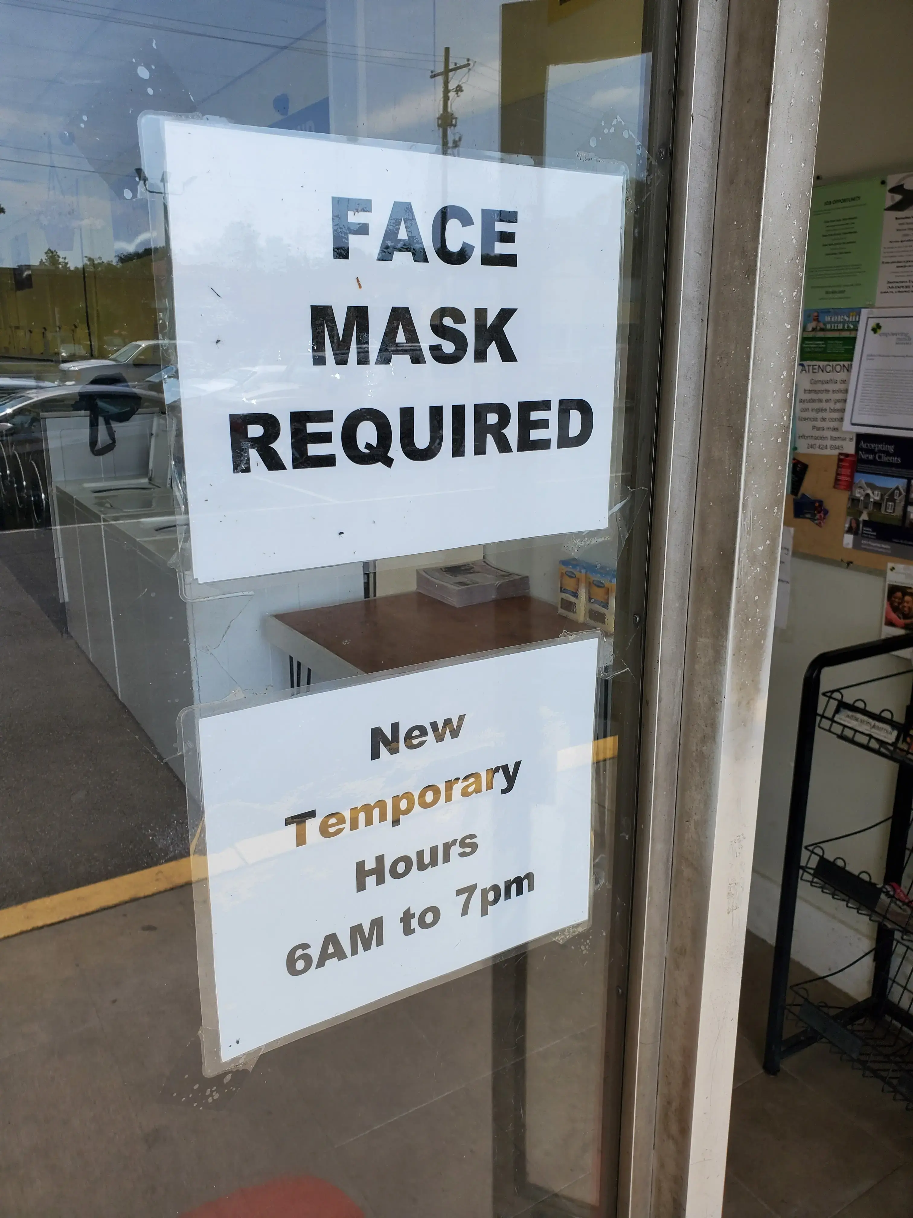 Camp Springs Laundromat - Image 8