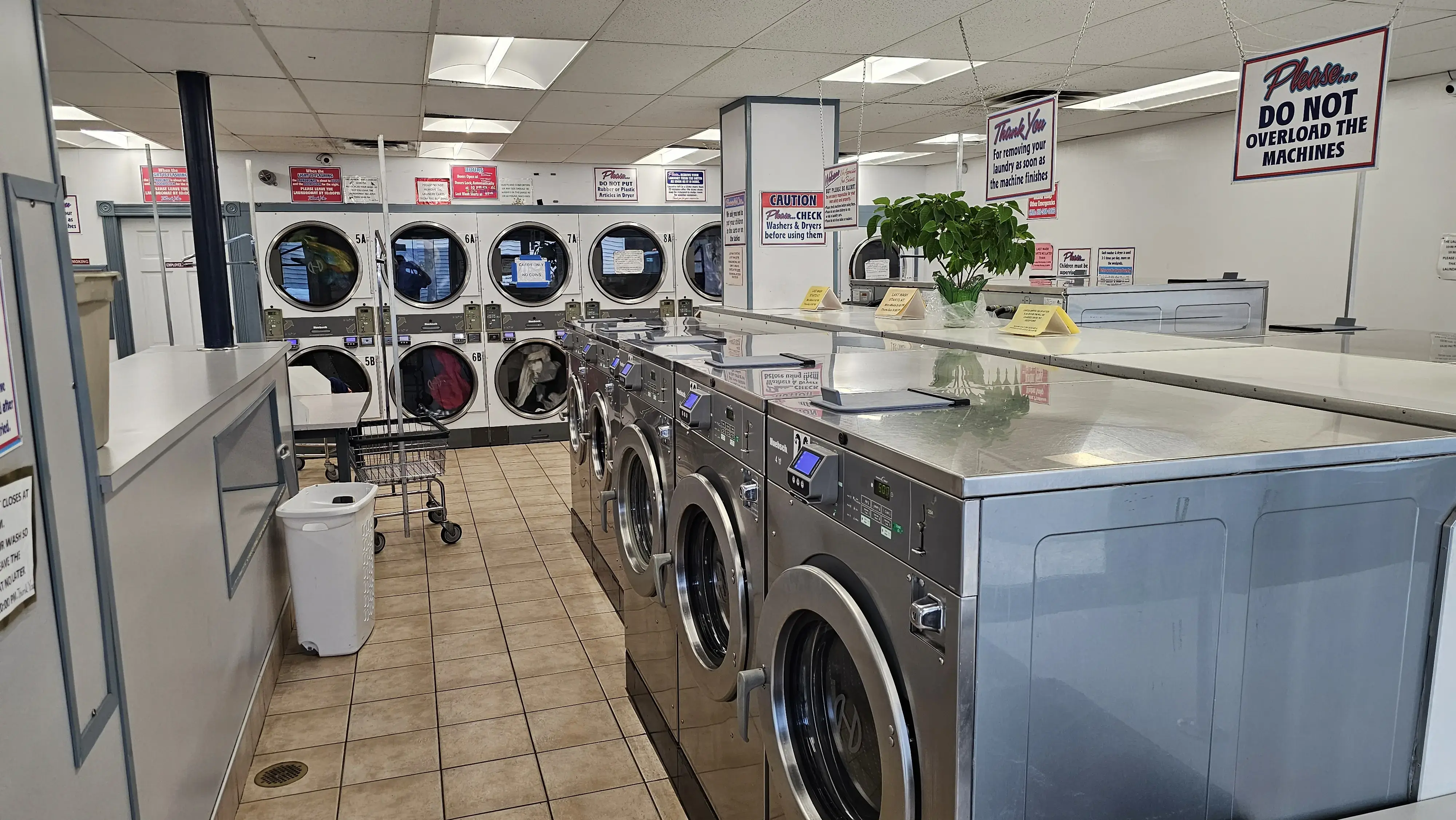 Campbell Ave Laundromat location