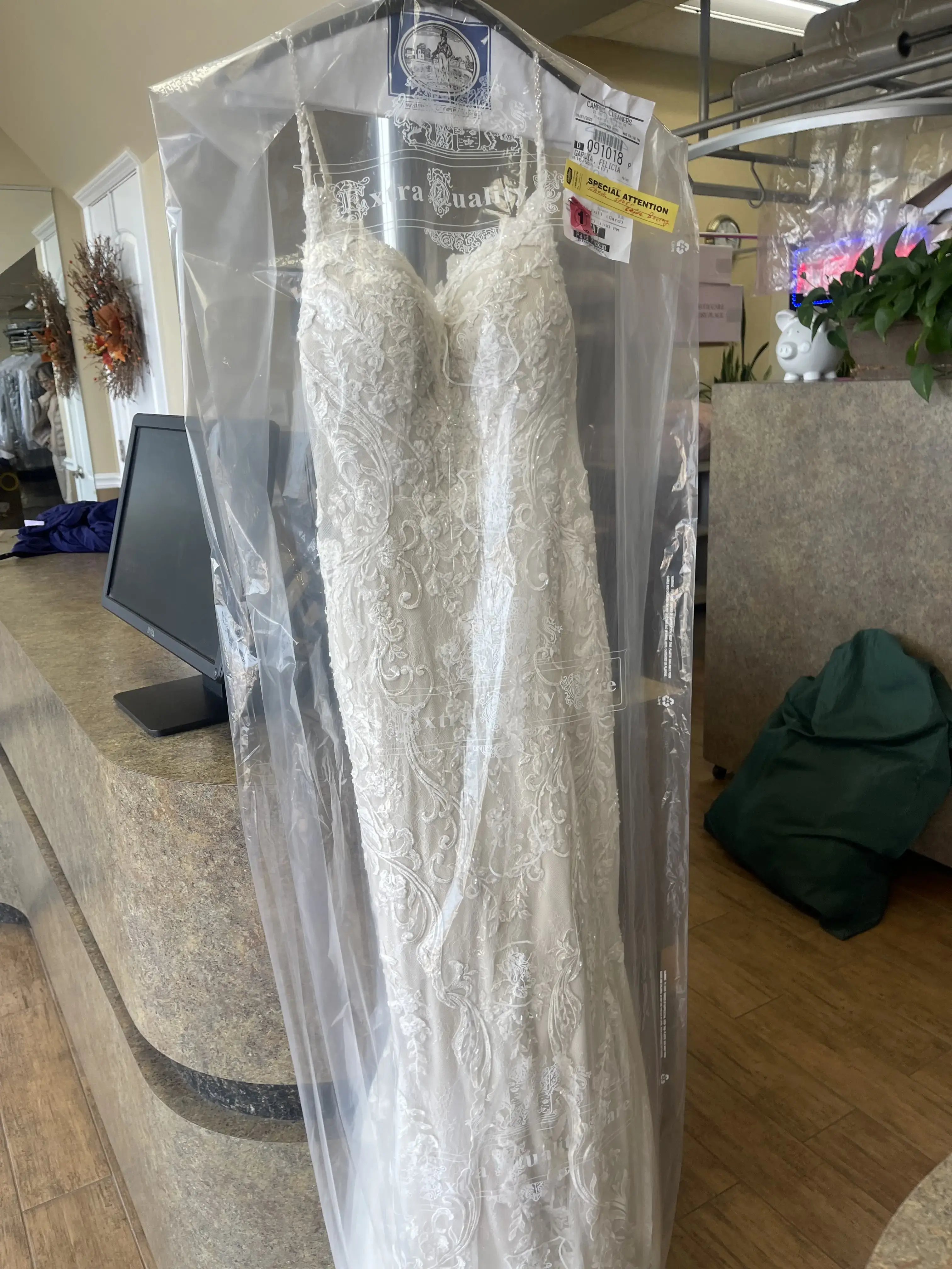 Campus Cleaners - Image 4