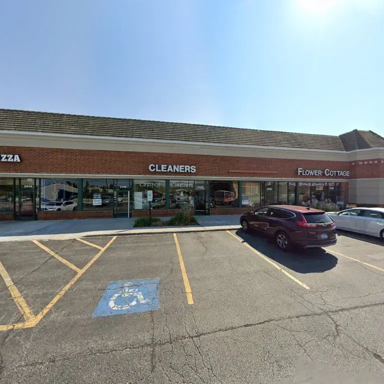 Campus Cleaners thumbnail 5