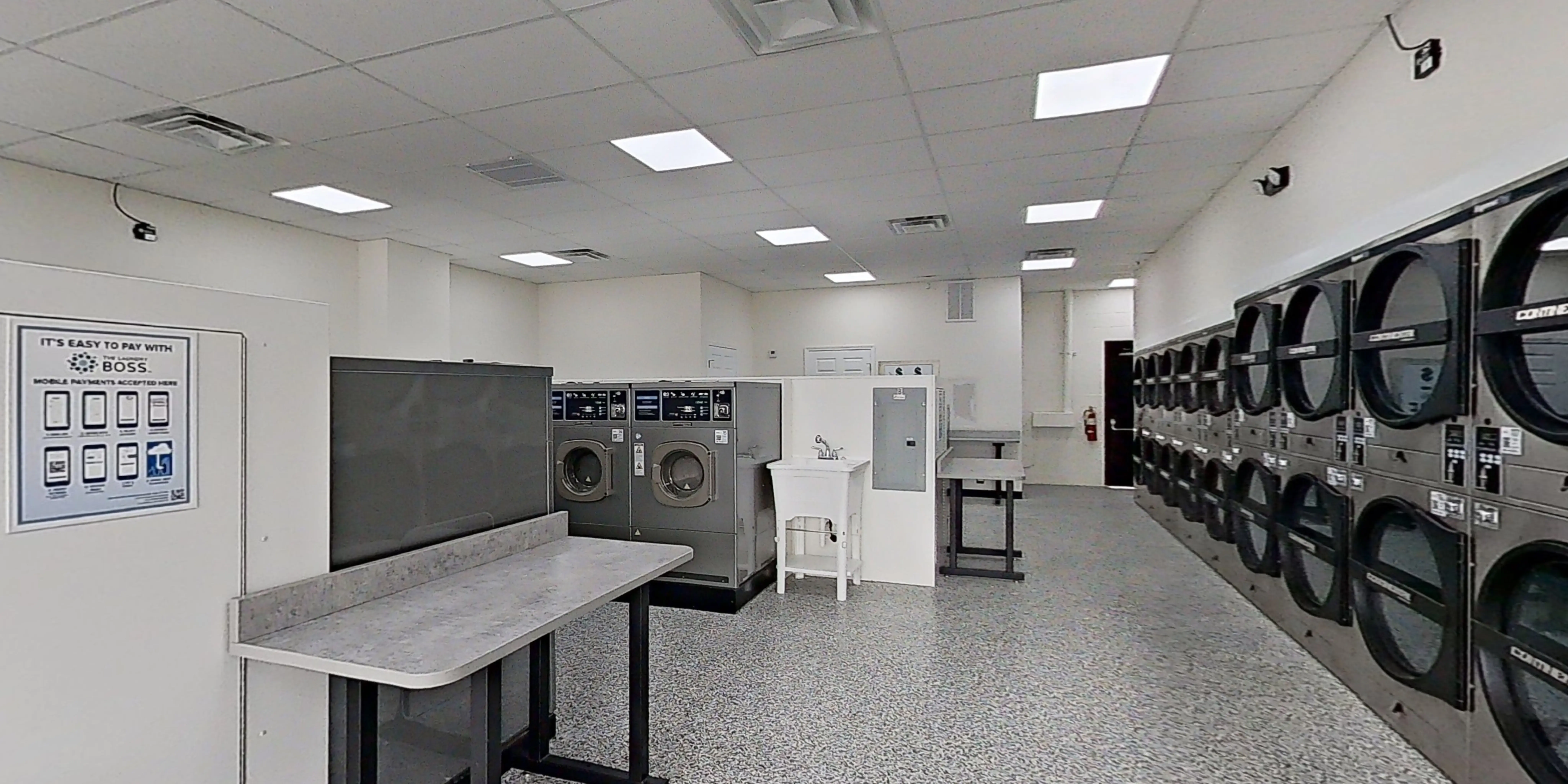 Campus Coin Laundry - Image 14