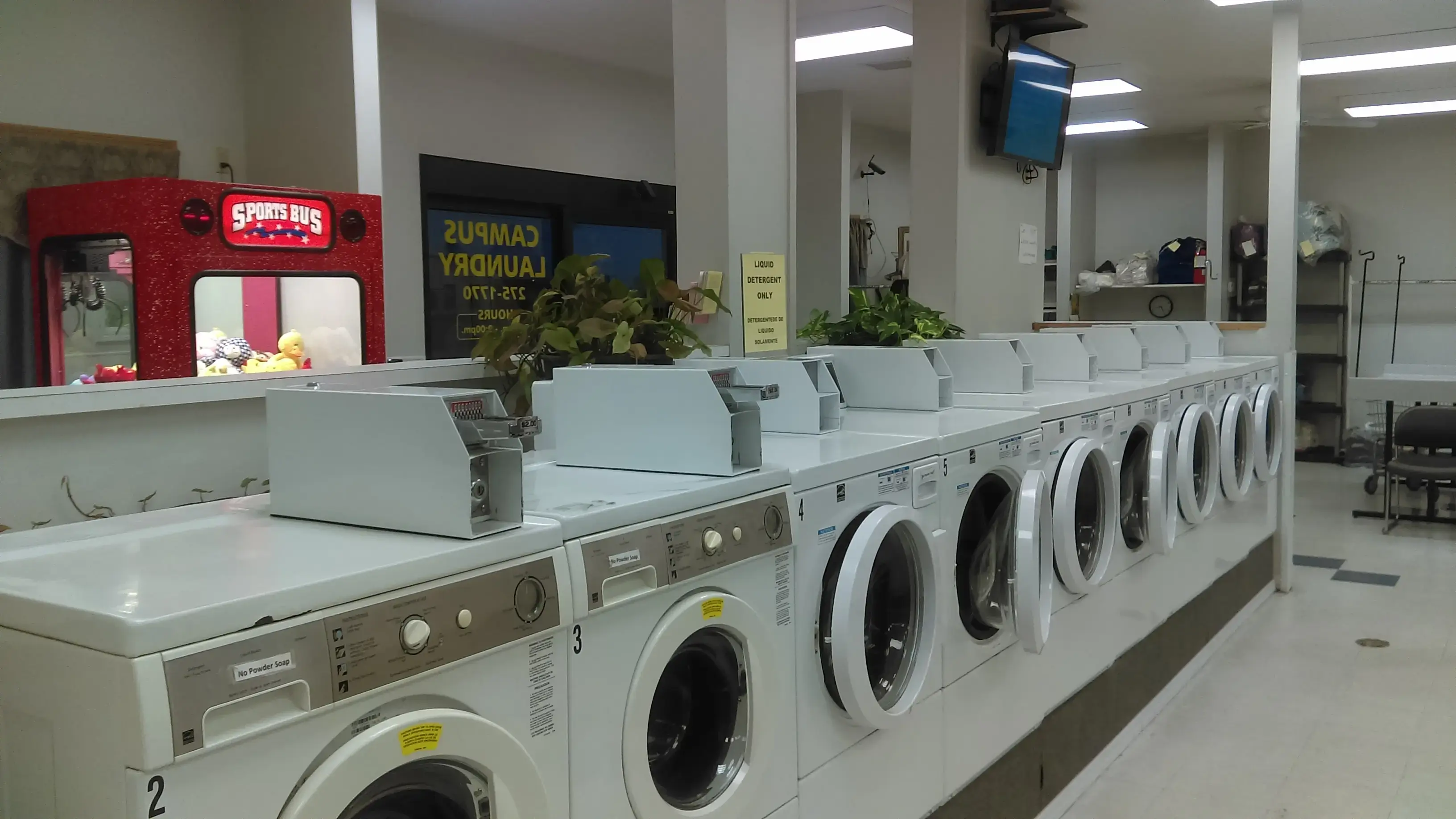Campus Laundry thumbnail 12