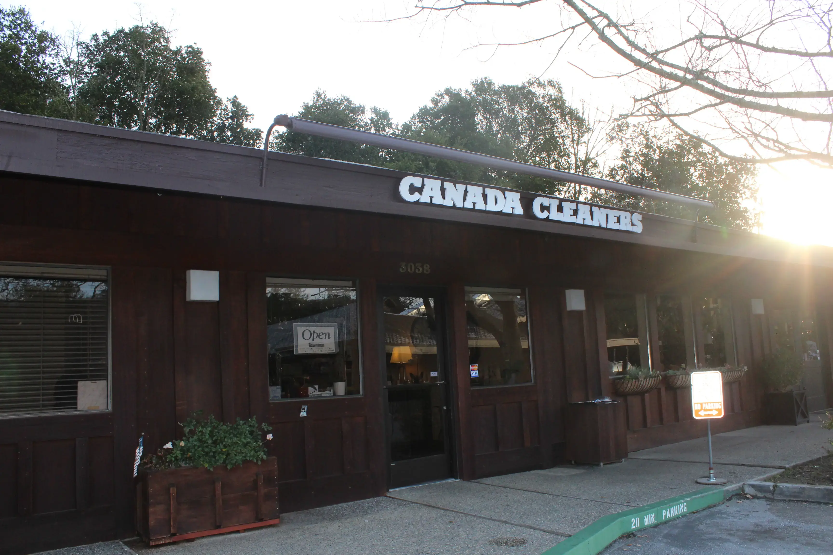 Canada Cleaners - Image 4