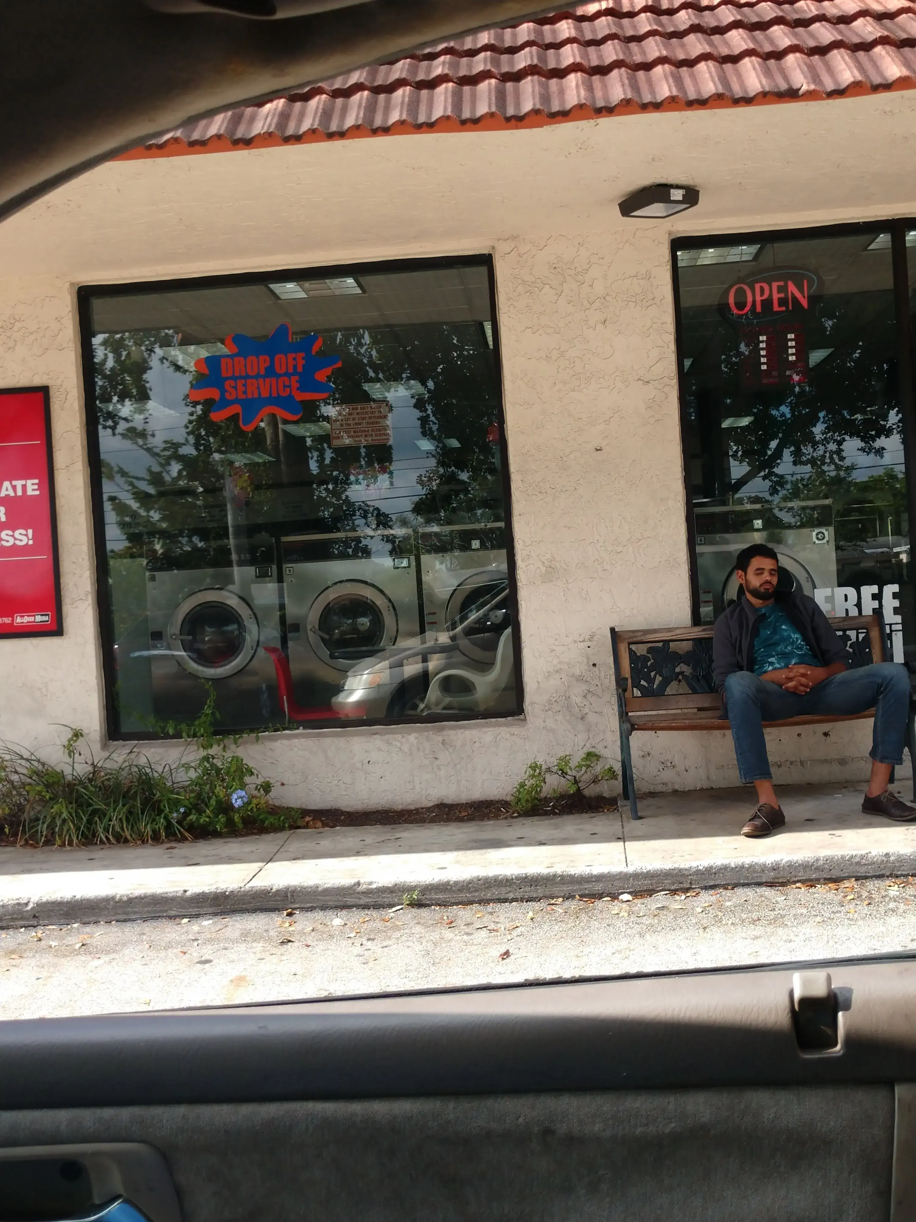 Candy Clean Laundry - Image 17