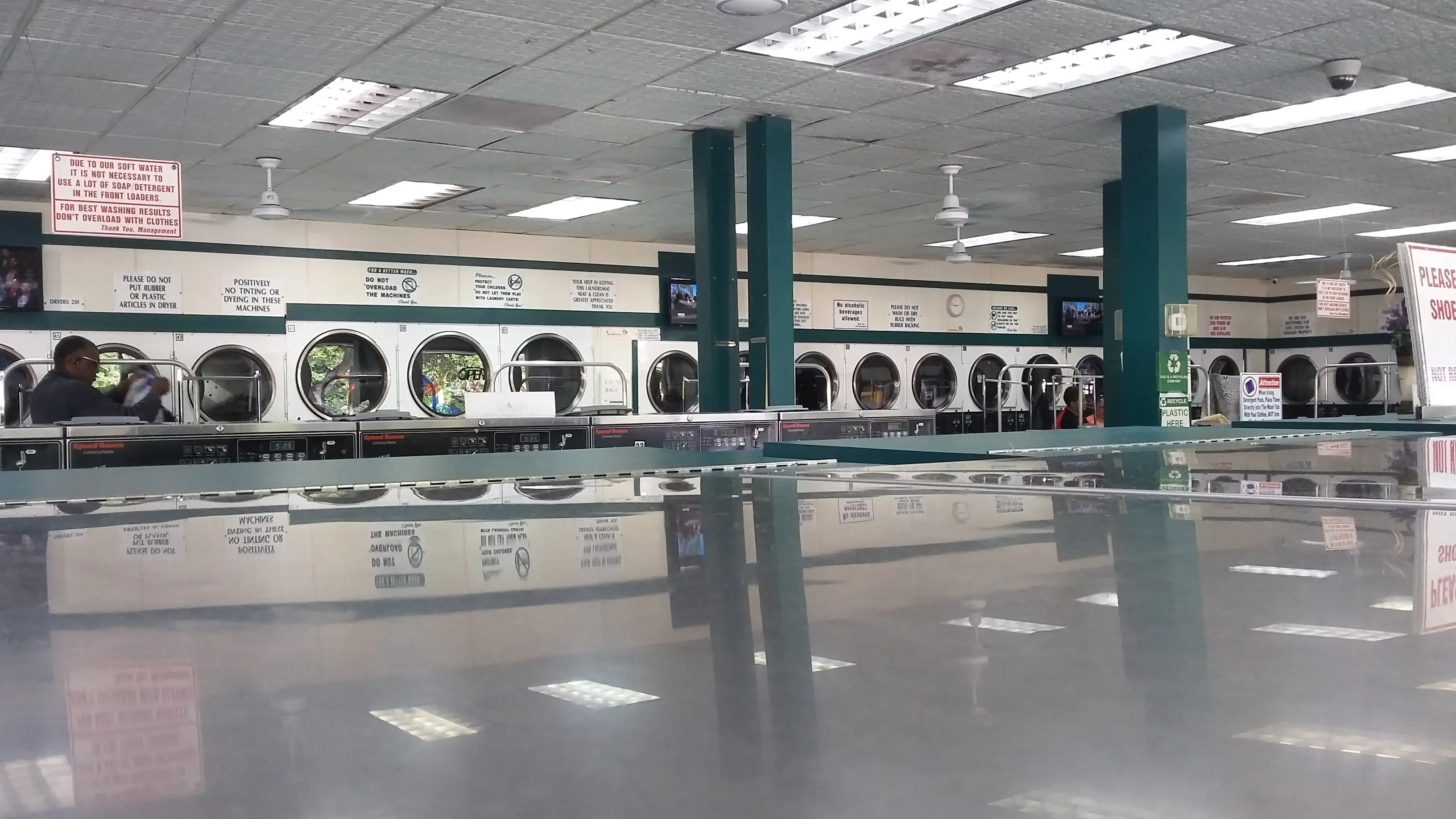 Candy Clean Laundry - Image 14