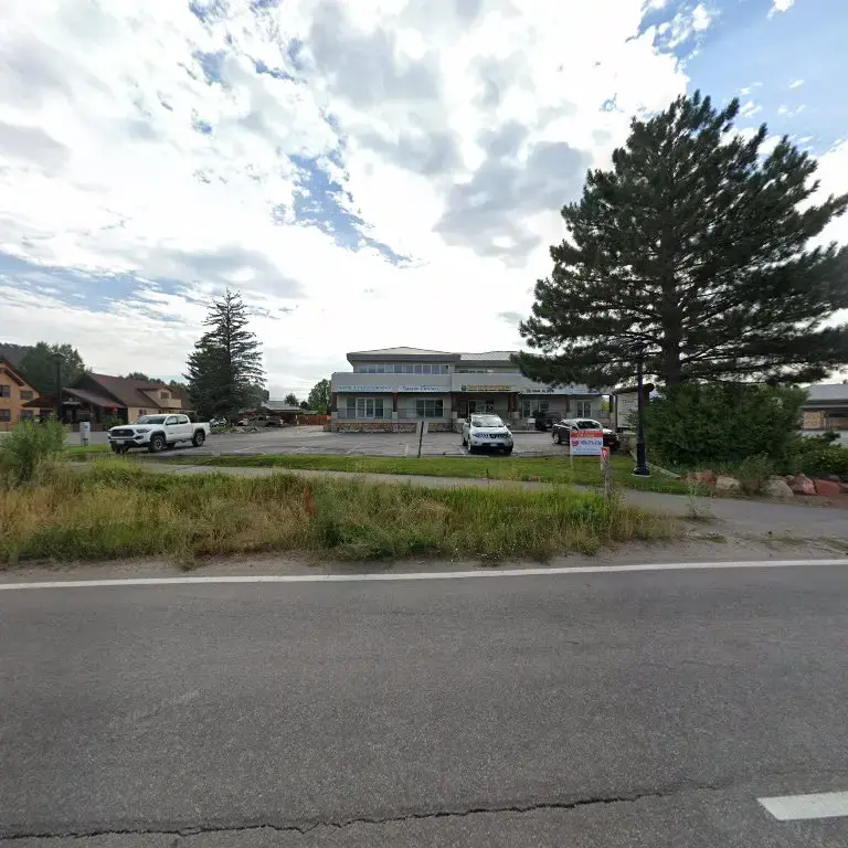 Canyon Cleaners location