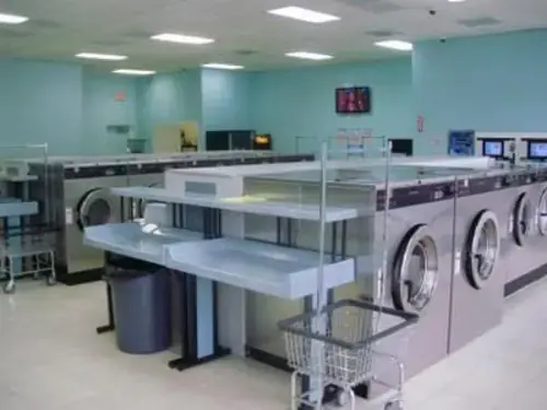 Cape Coral Laundromart - Image 8