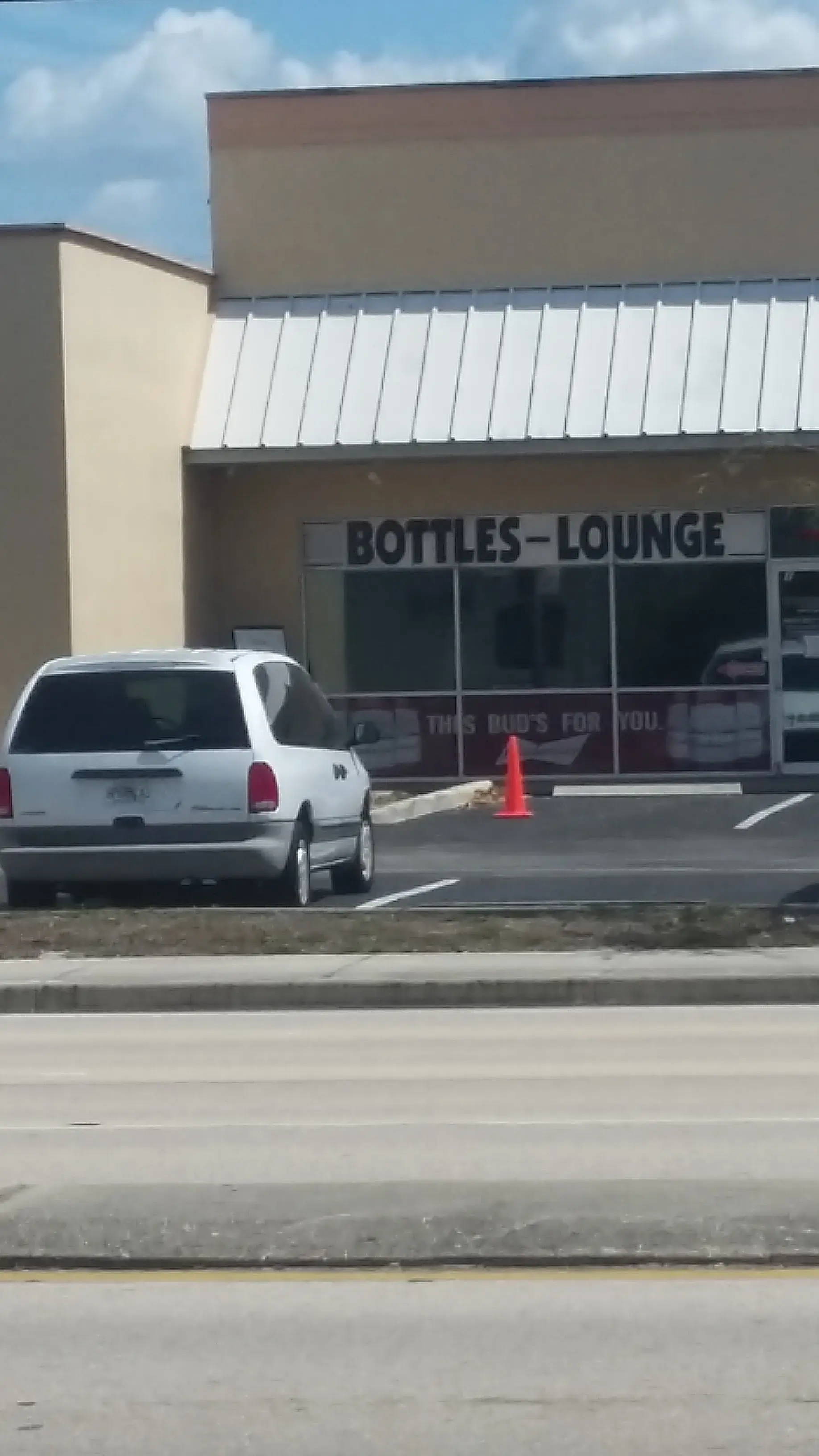 Cape Coral Laundromart - Image 7
