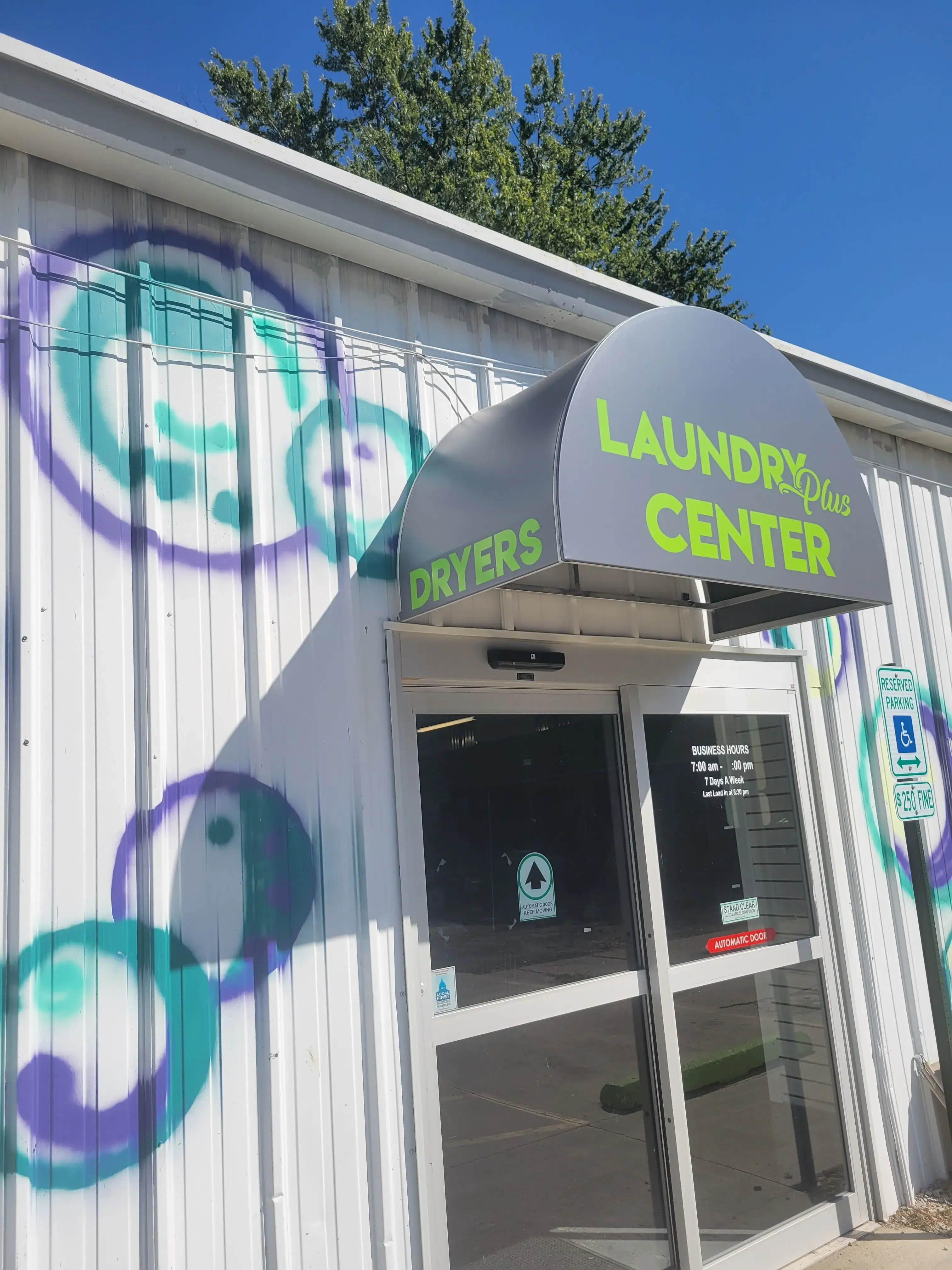 Capital City Cleaners - Image 11