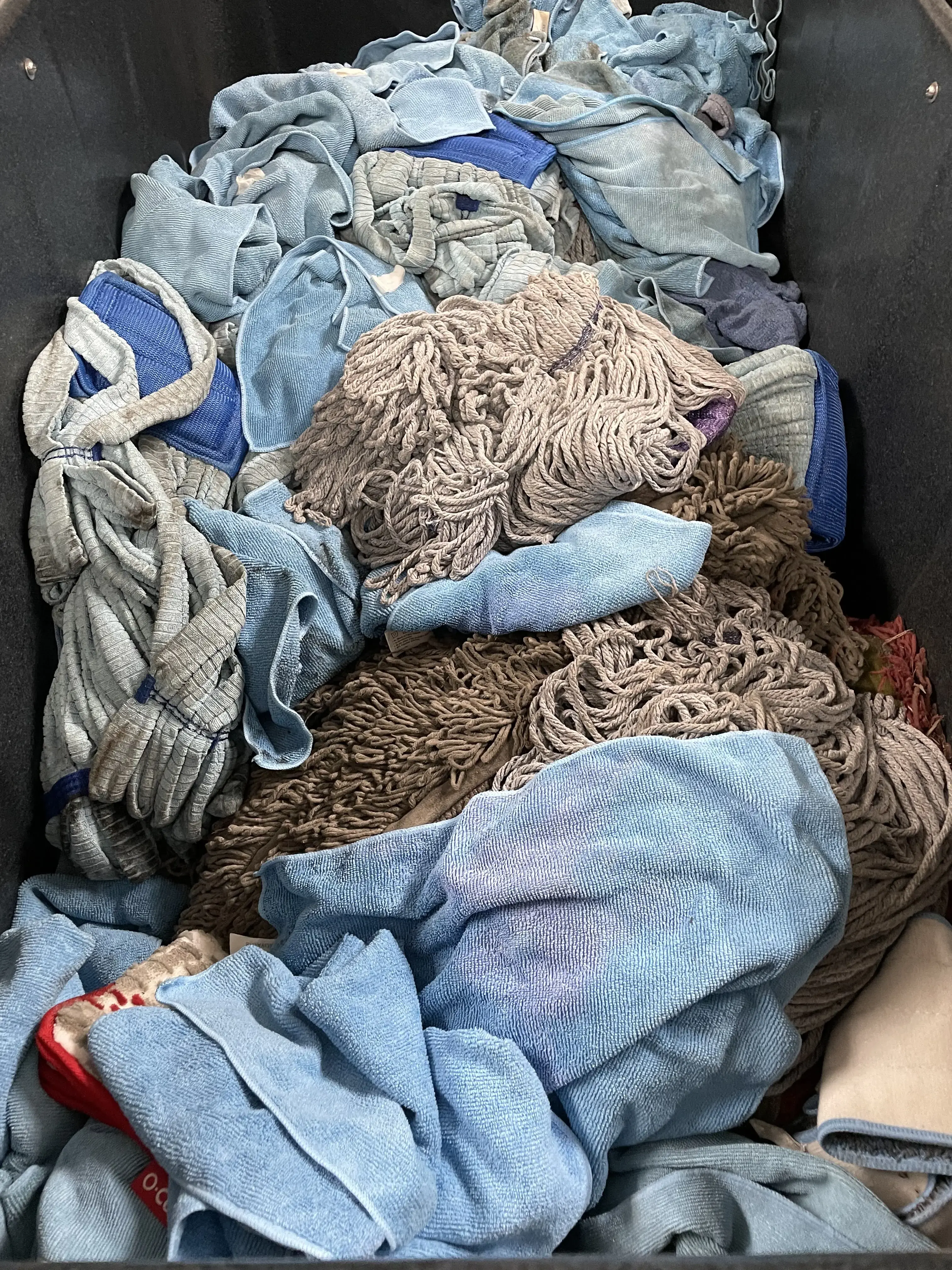 CAPITAL LAUNDRY thumbnail 16