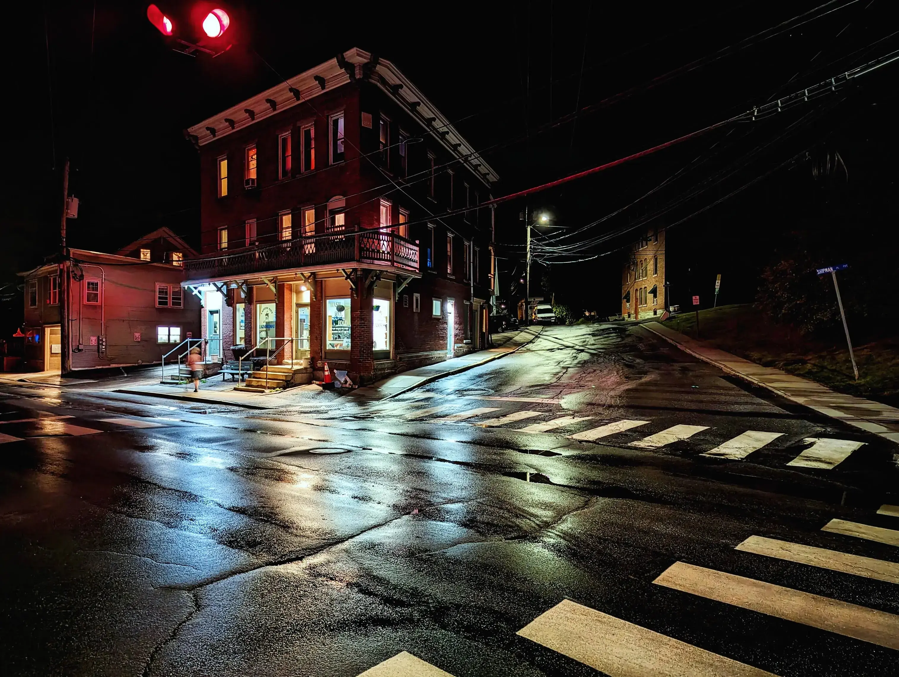 Capitol City Laundromat - Image 18