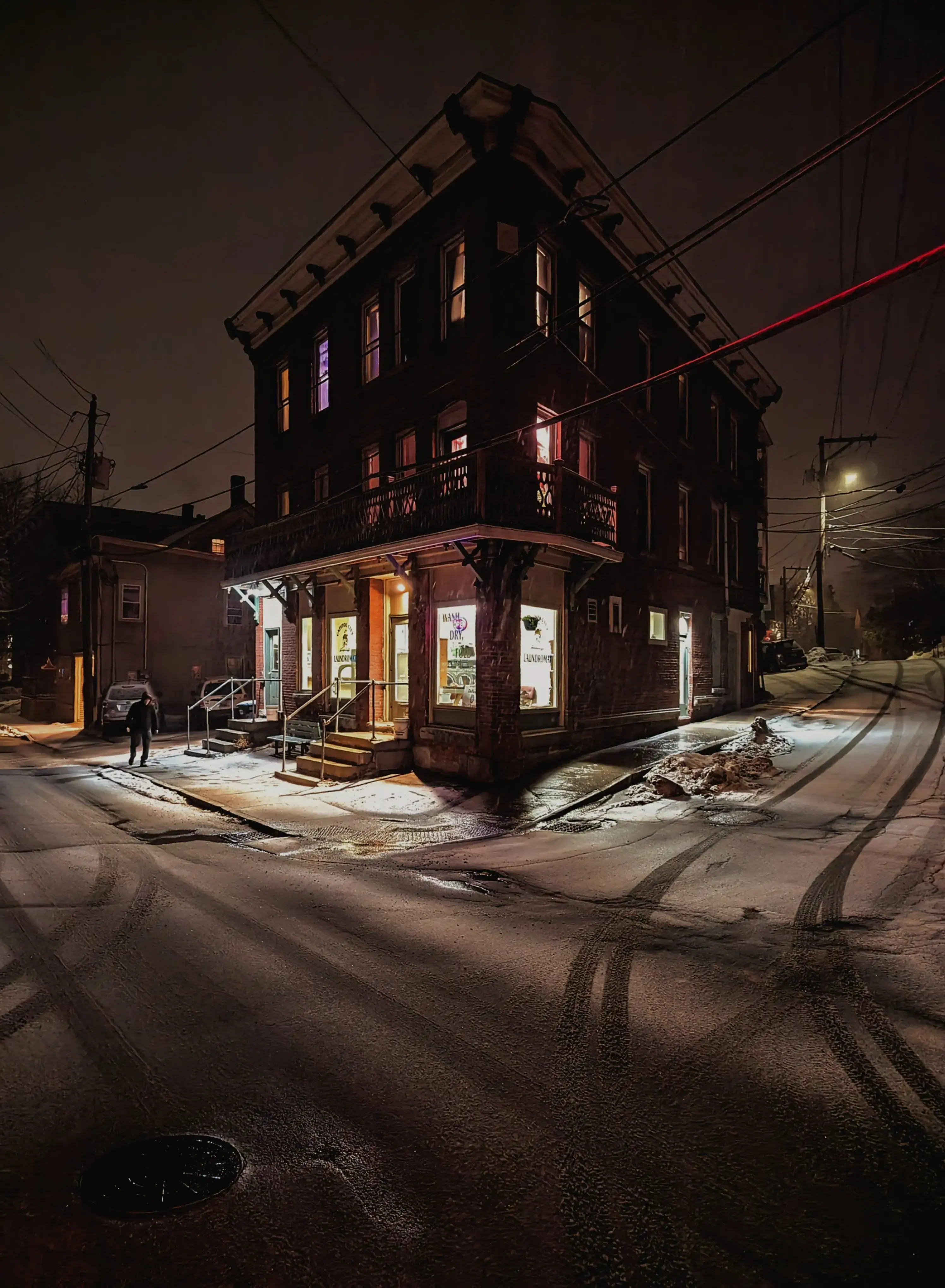Capitol City Laundromat - Image 19