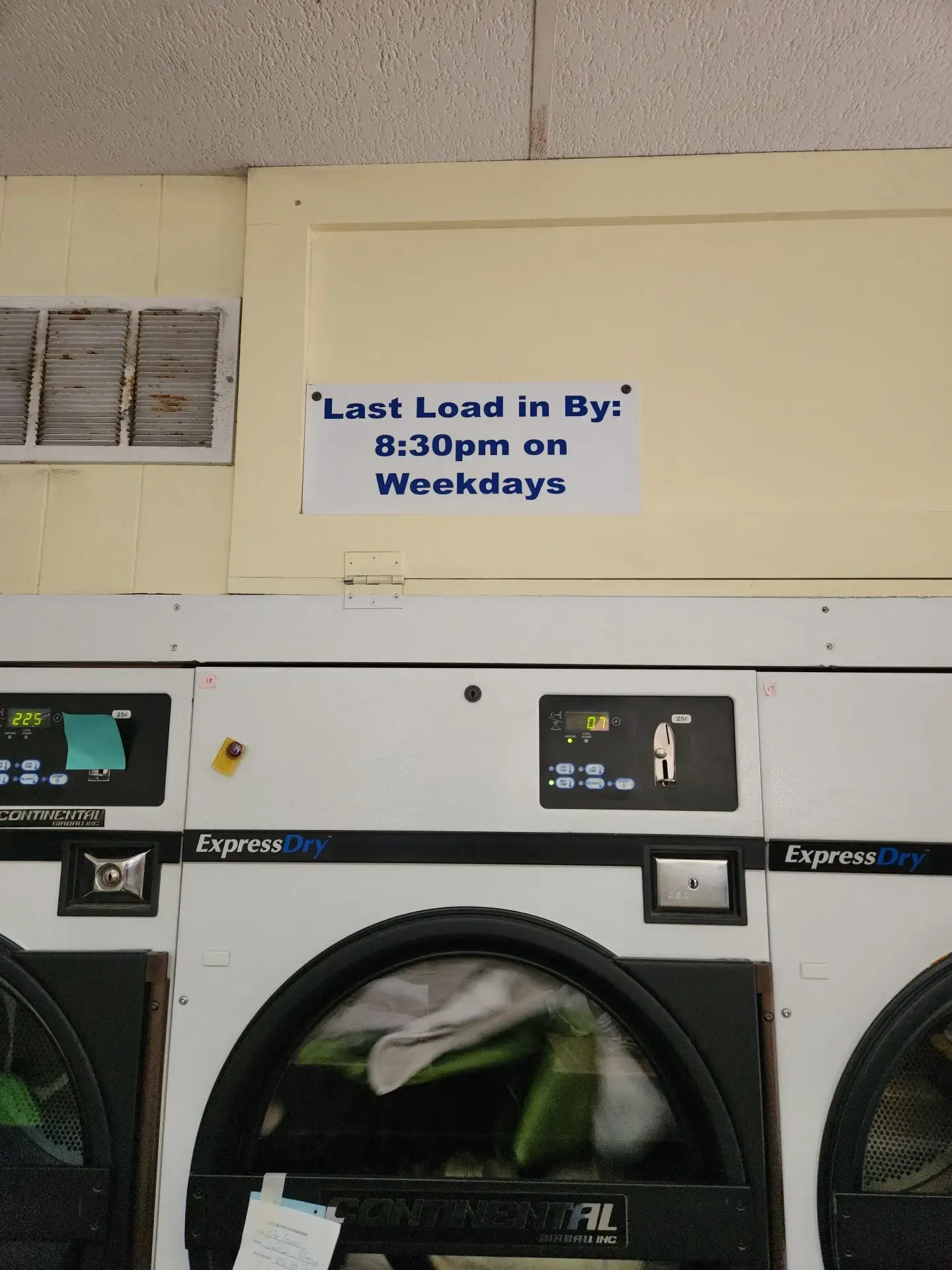 Capitol City Laundromat - Image 10