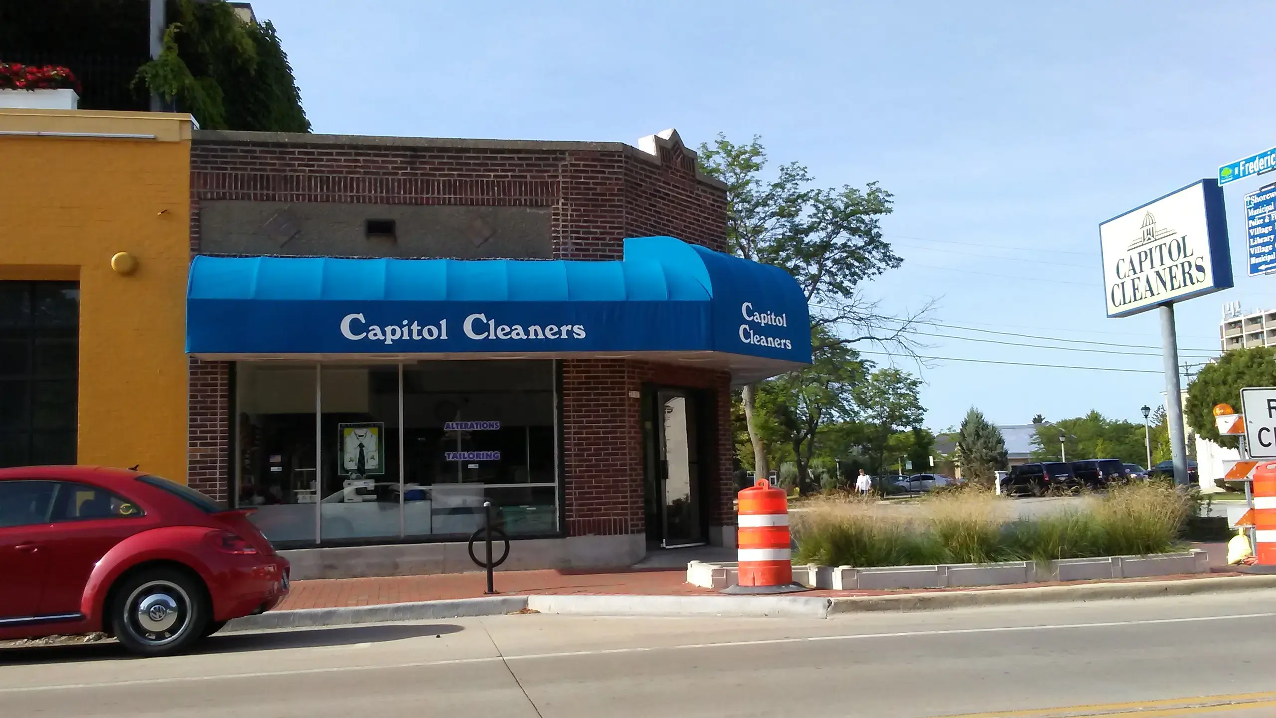 Capitol Cleaner - Image 1