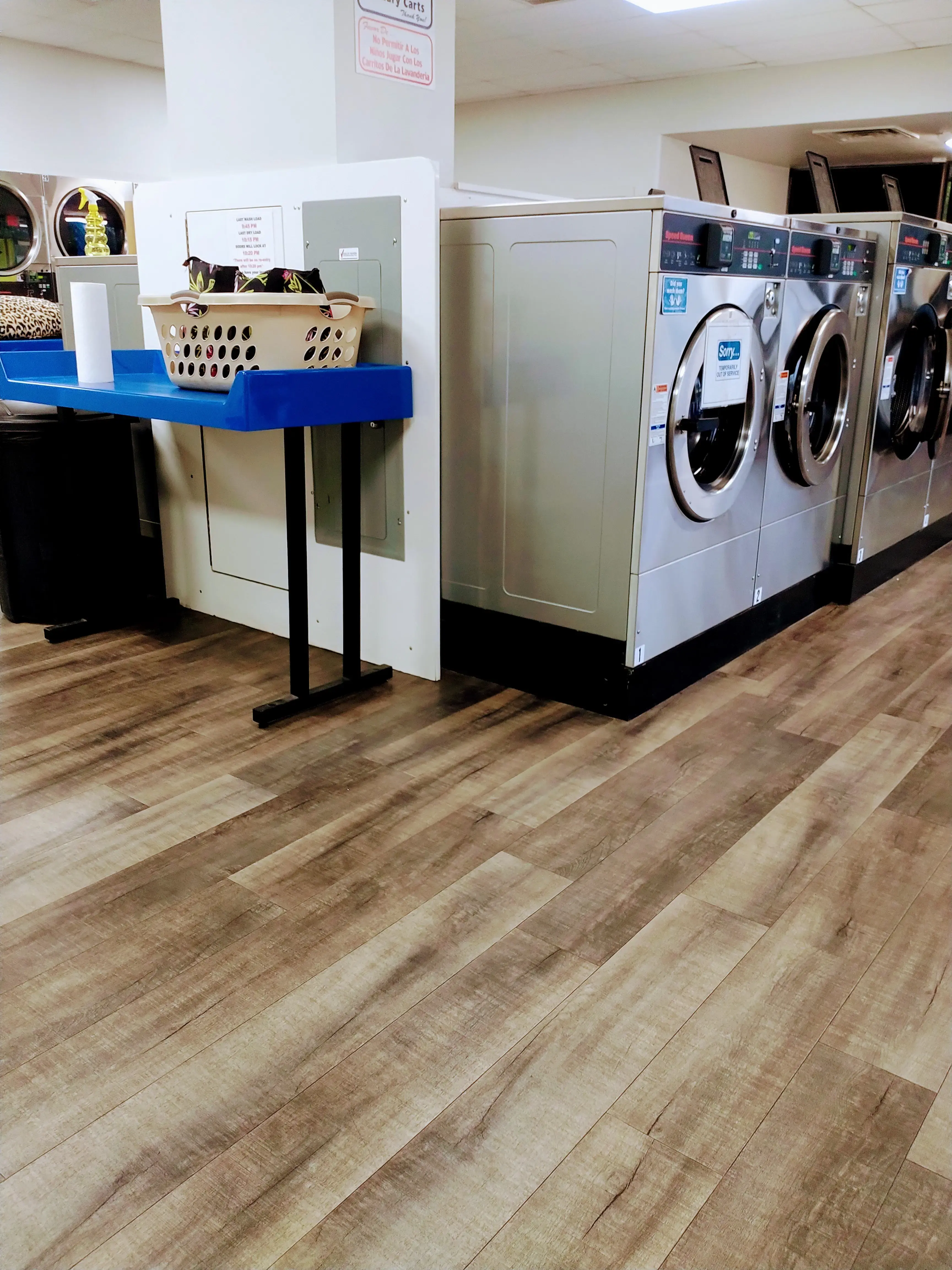 Caprock Laundry Center - Image 11