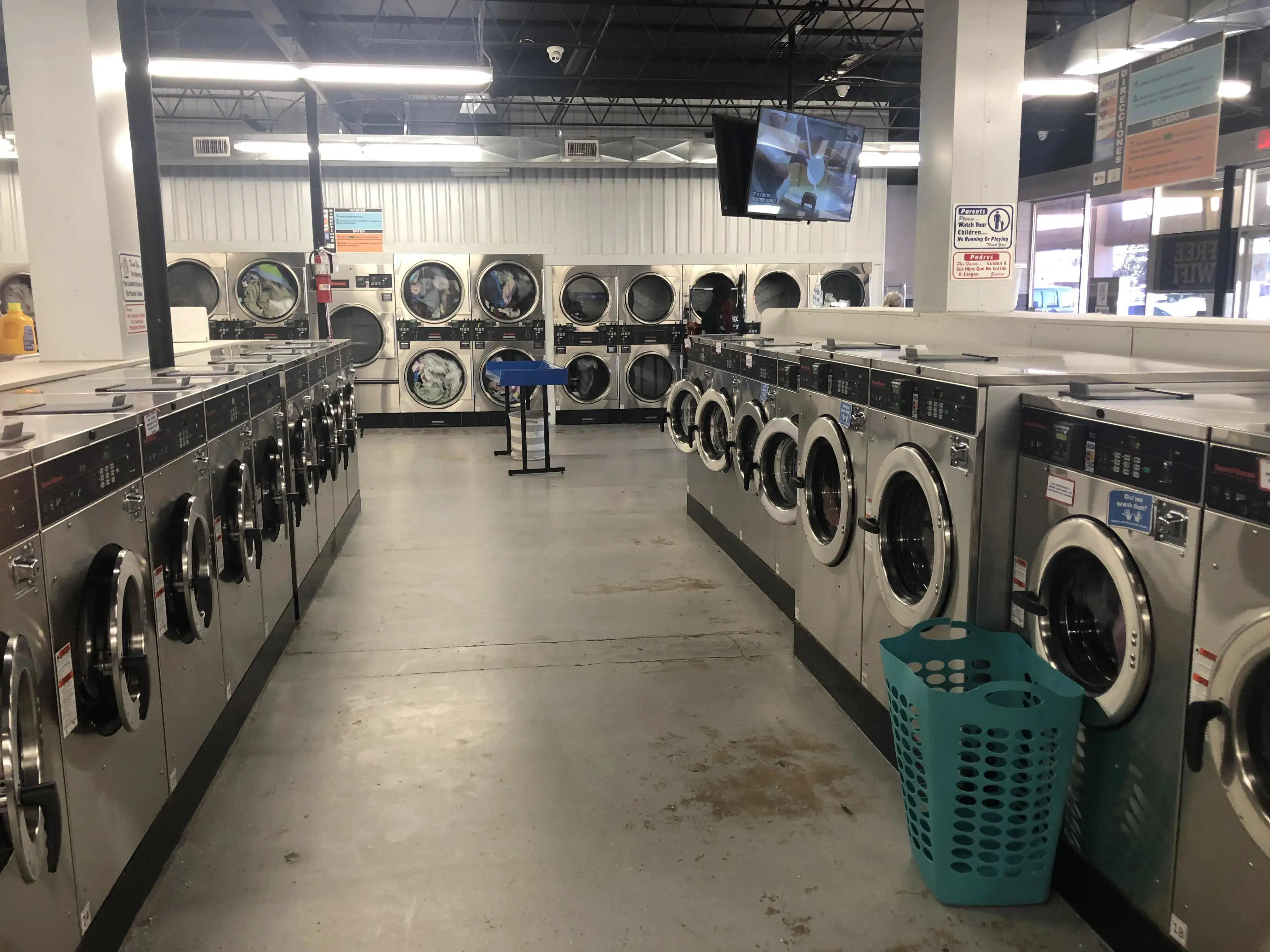 Caprock Laundry Center thumbnail 20