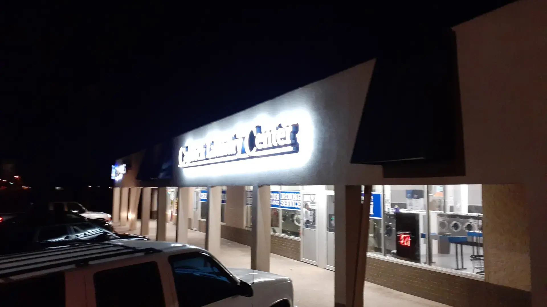 Caprock Laundry Center thumbnail 15