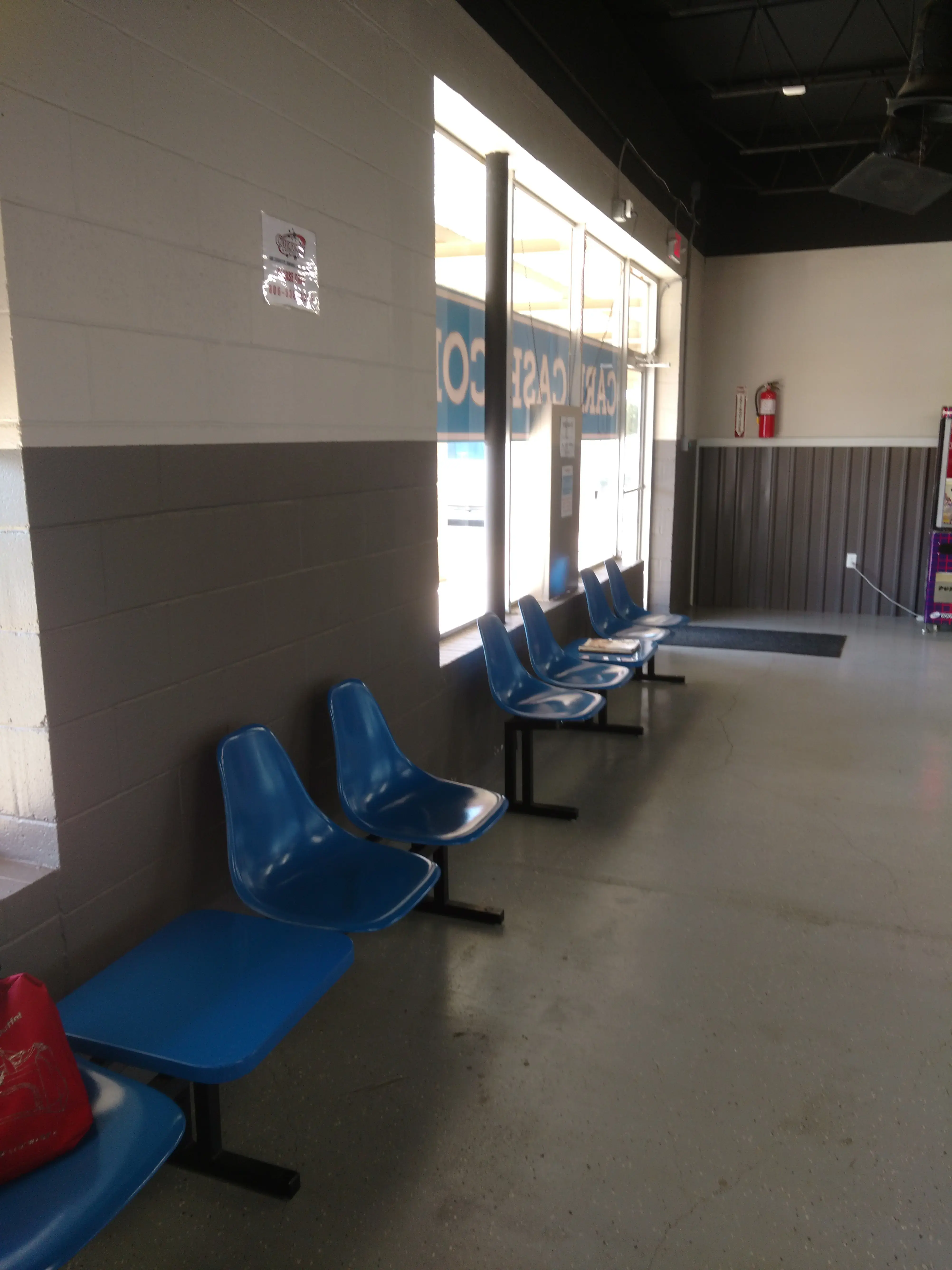 Caprock Laundry Center thumbnail 17