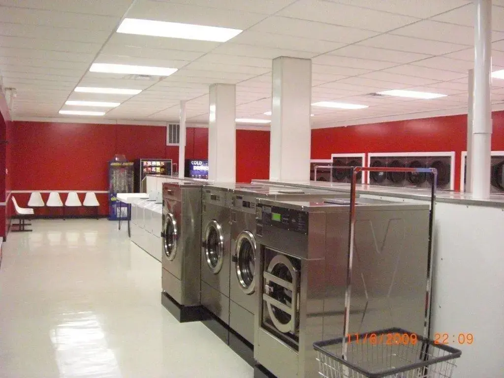 Caribbean Coin Laundry - Image 19