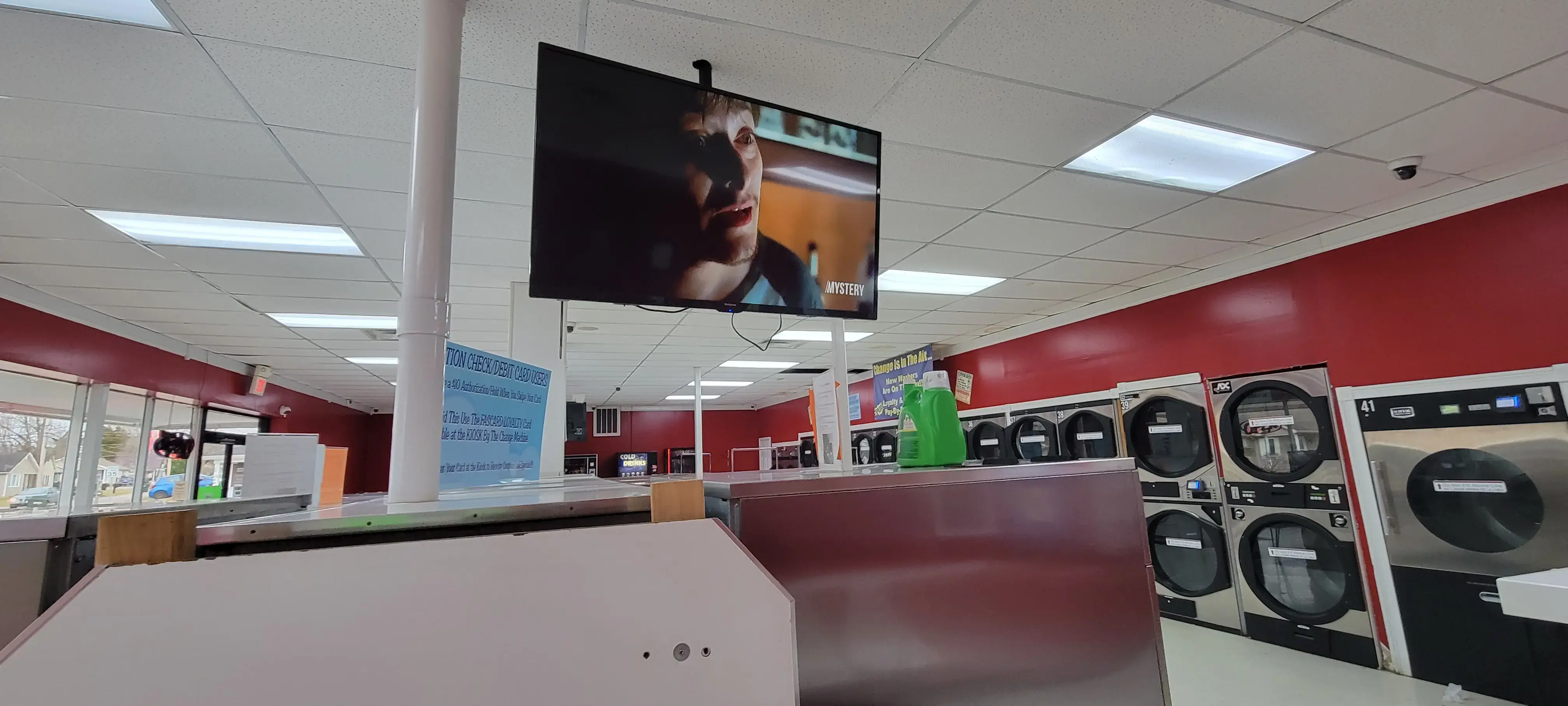 Caribbean Coin Laundry thumbnail 10