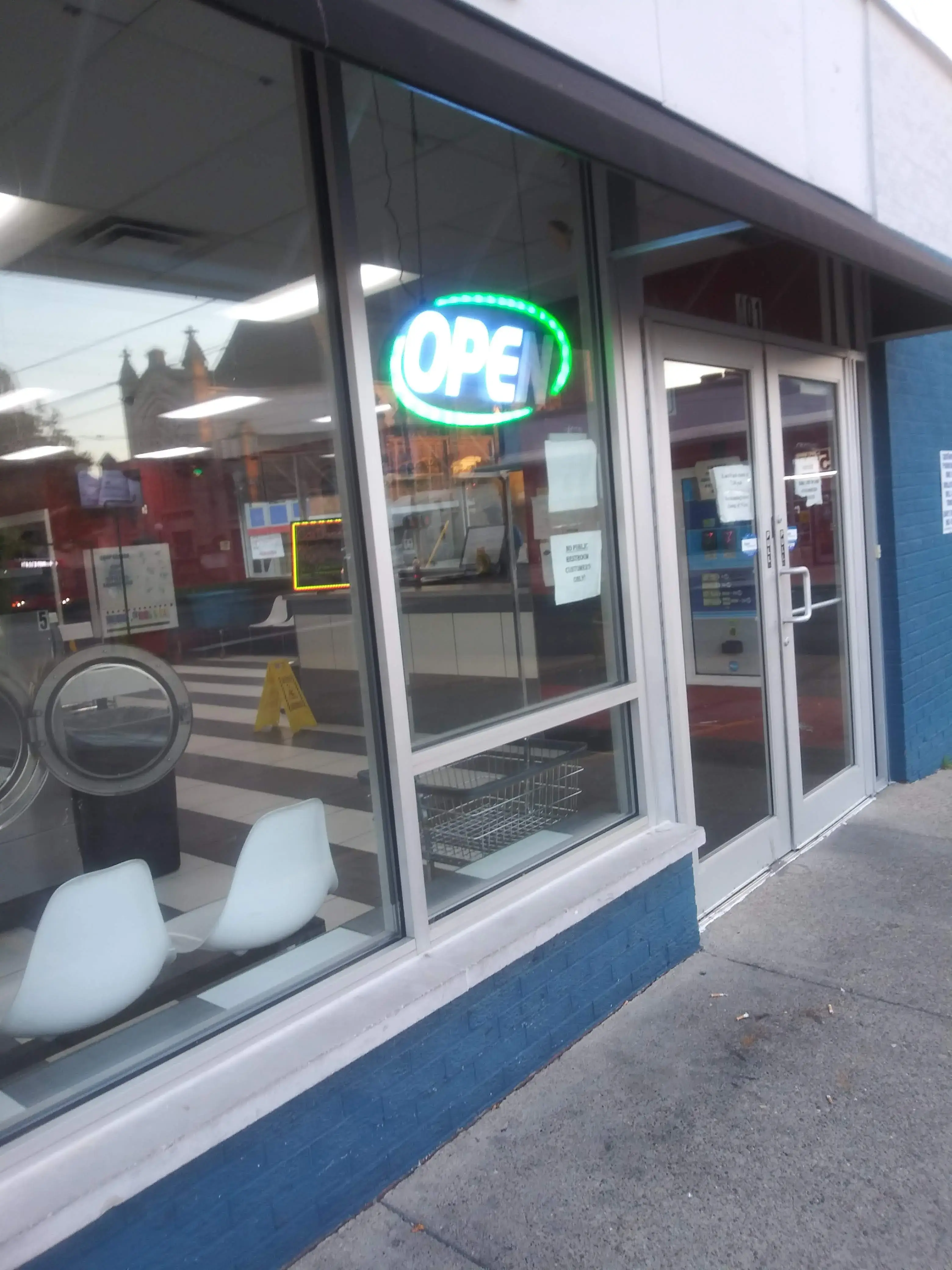 Caribbean Coin Laundry thumbnail 16