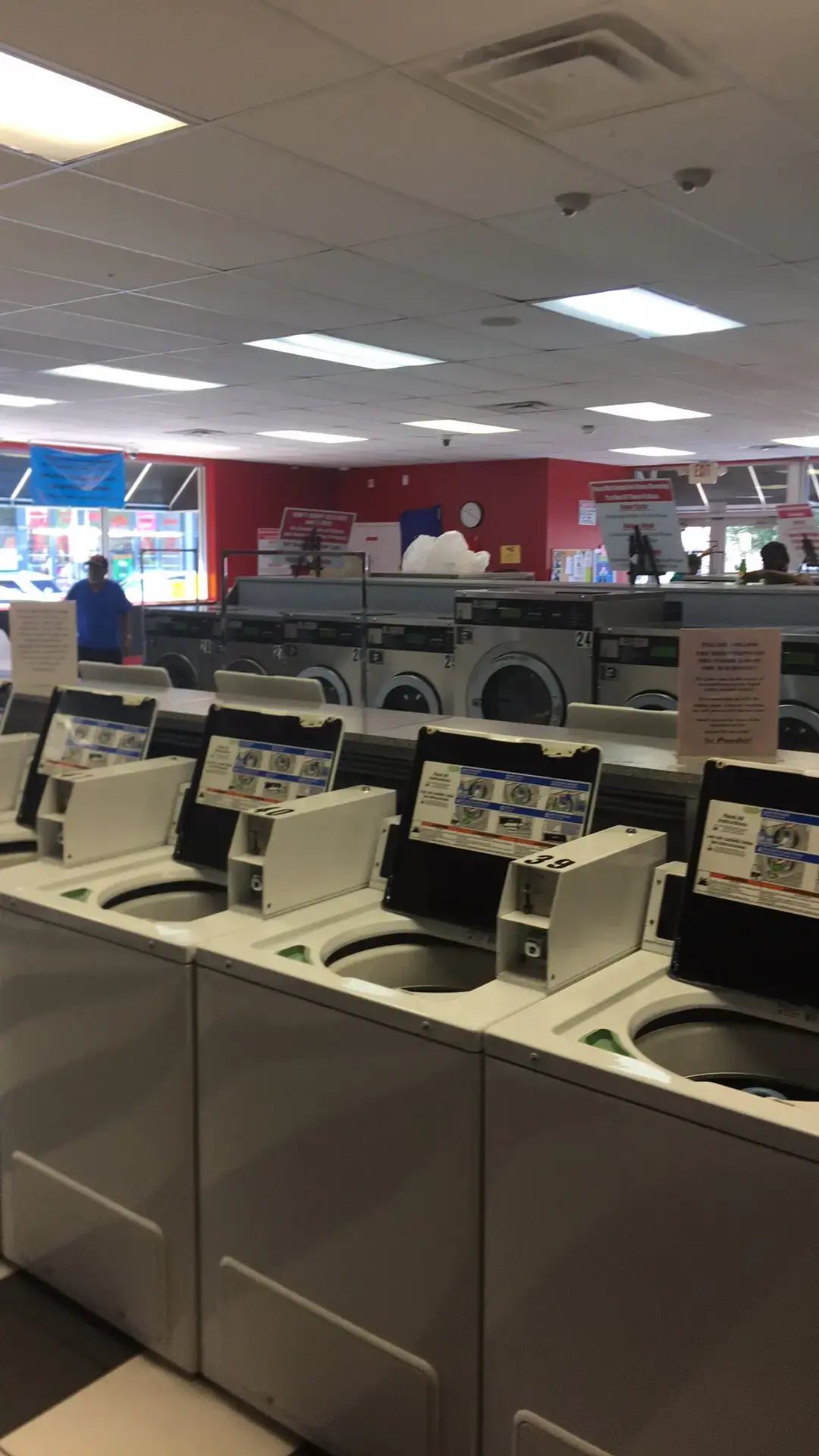 Caribbean Coin Laundry thumbnail 8