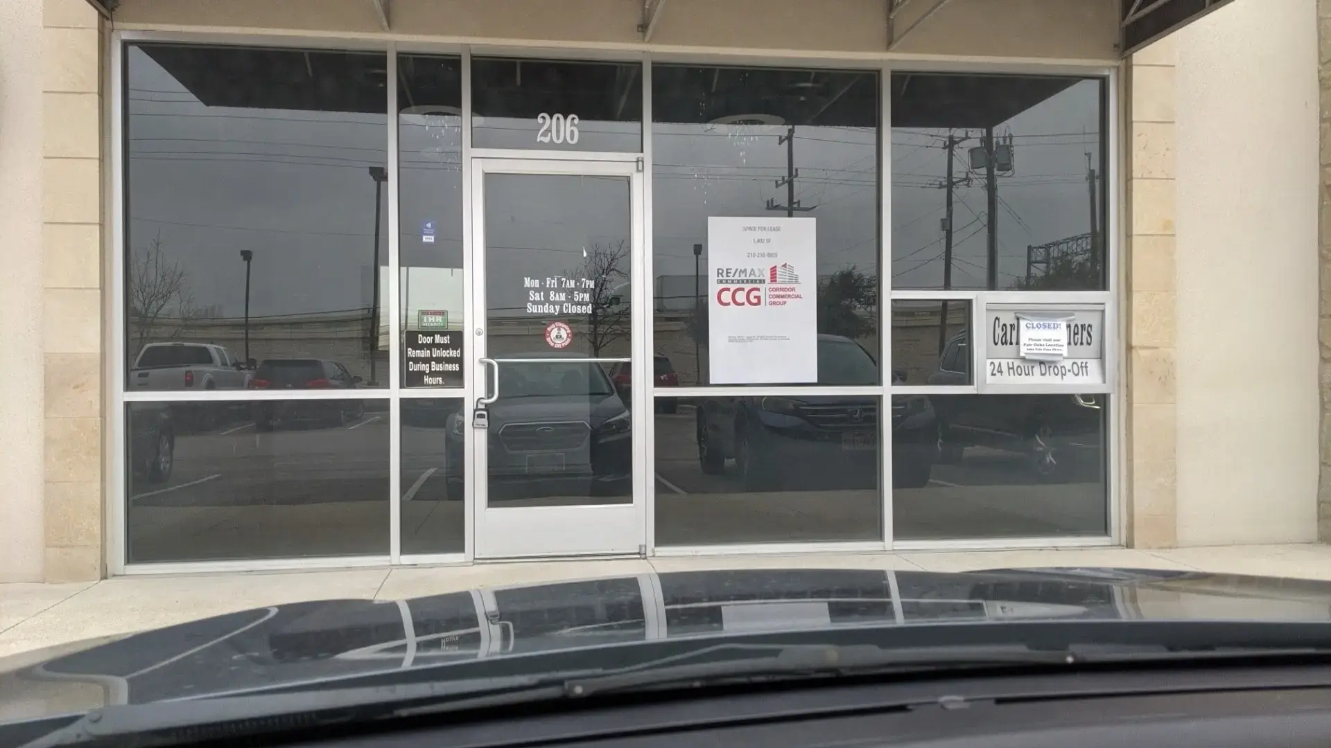 Carl's Cleaners - Image 3