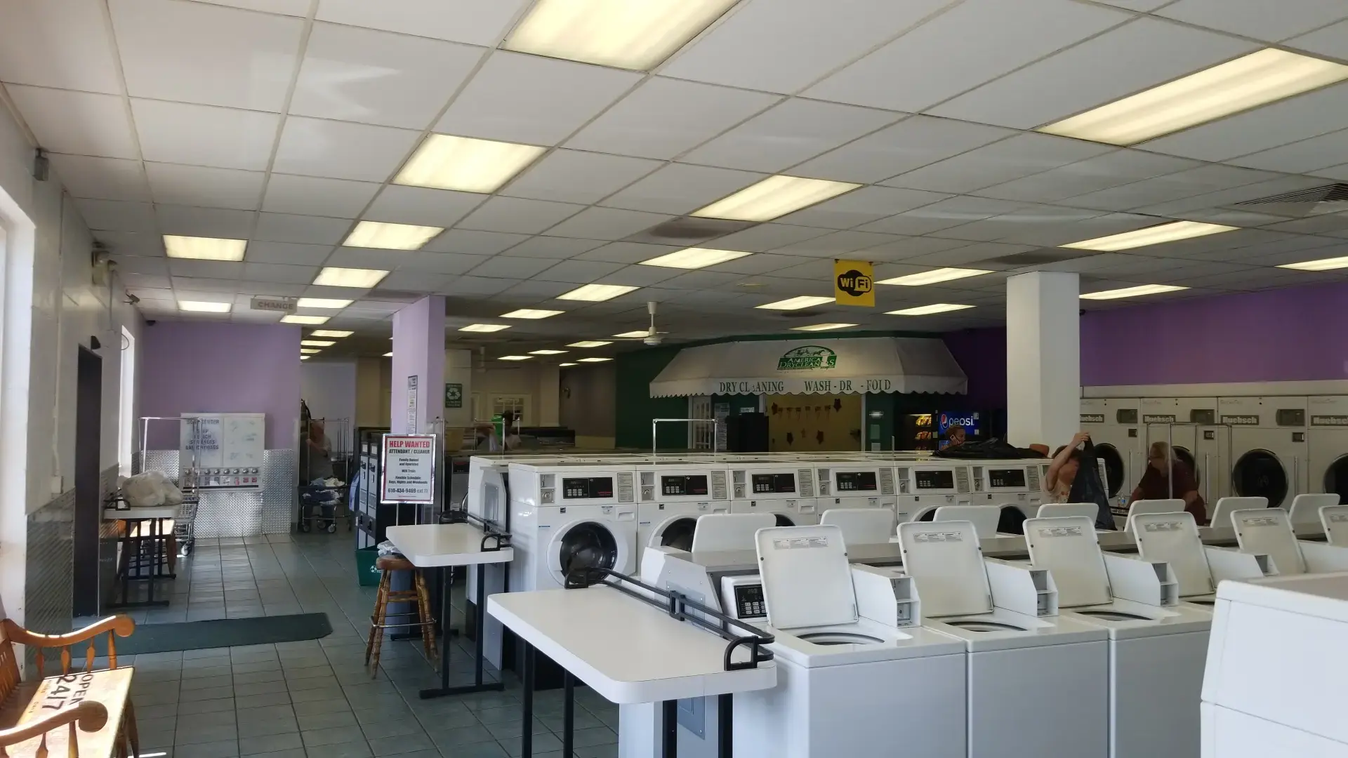 Carriage House Coin Laundry thumbnail 19