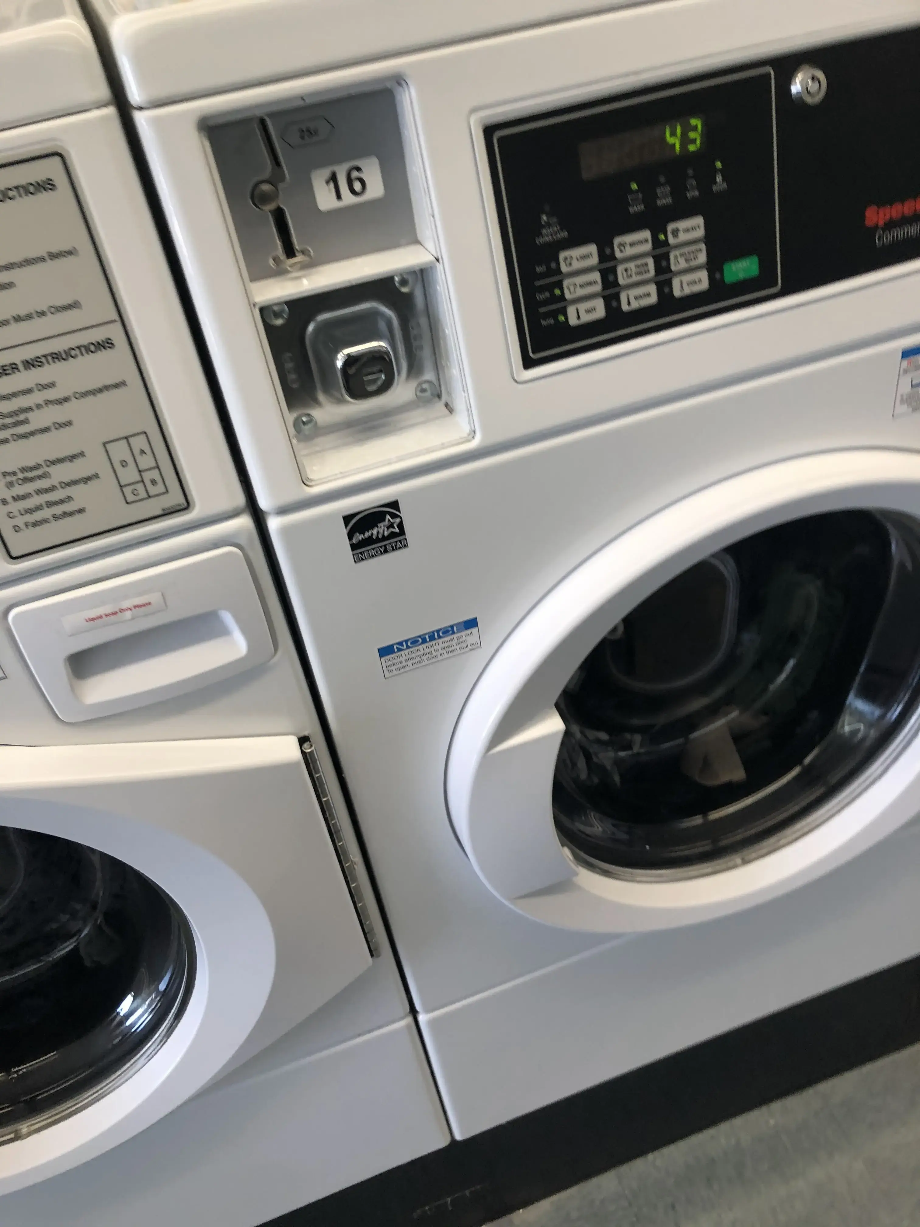 Carson EZ Wash Laundromat - Image 4